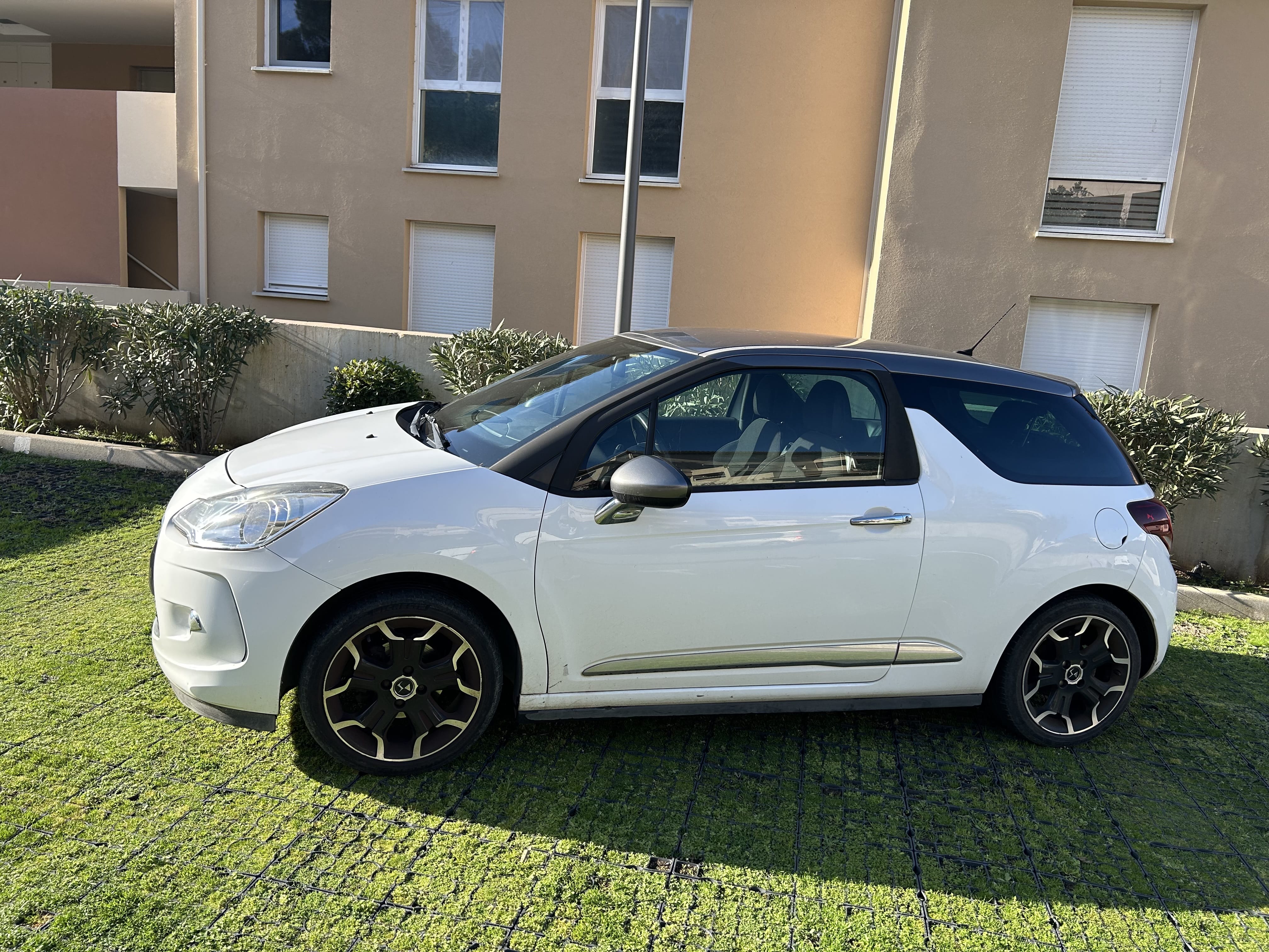 Citroen DS3 with Bluetooth audio