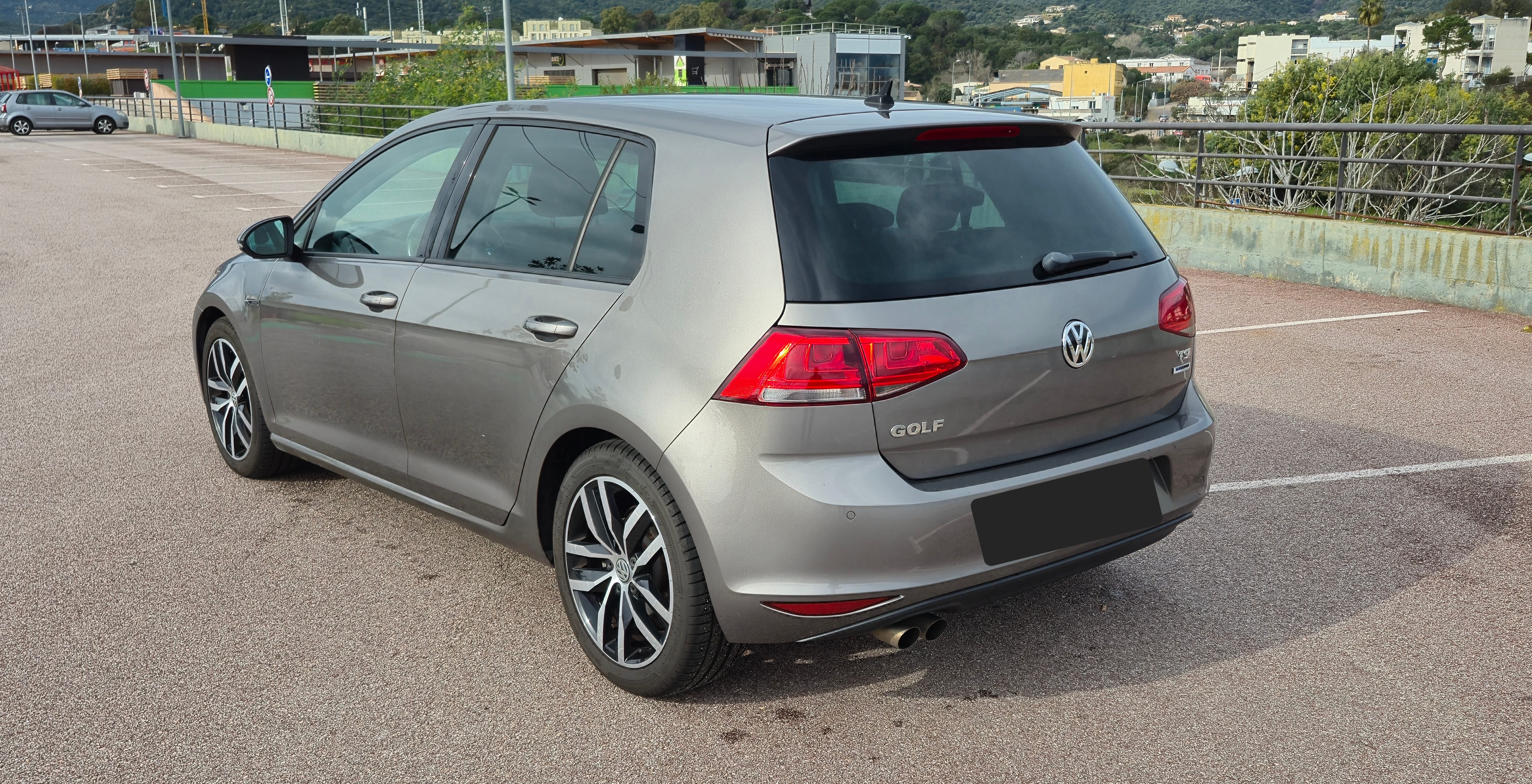 Volkswagen Golf avec Caméra de recul