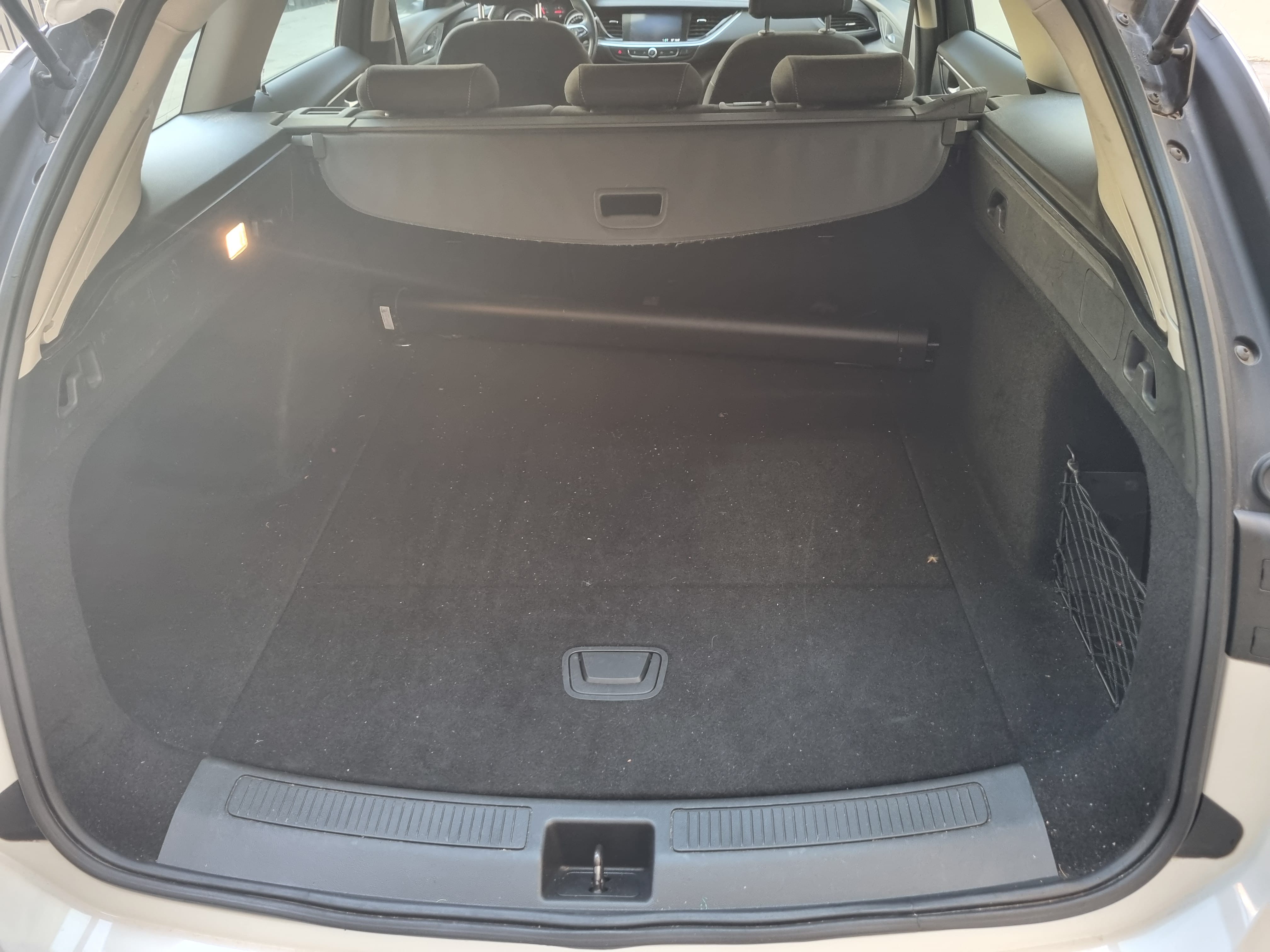 Opel Insignia Sports Tourer 2000 mit Dashcam