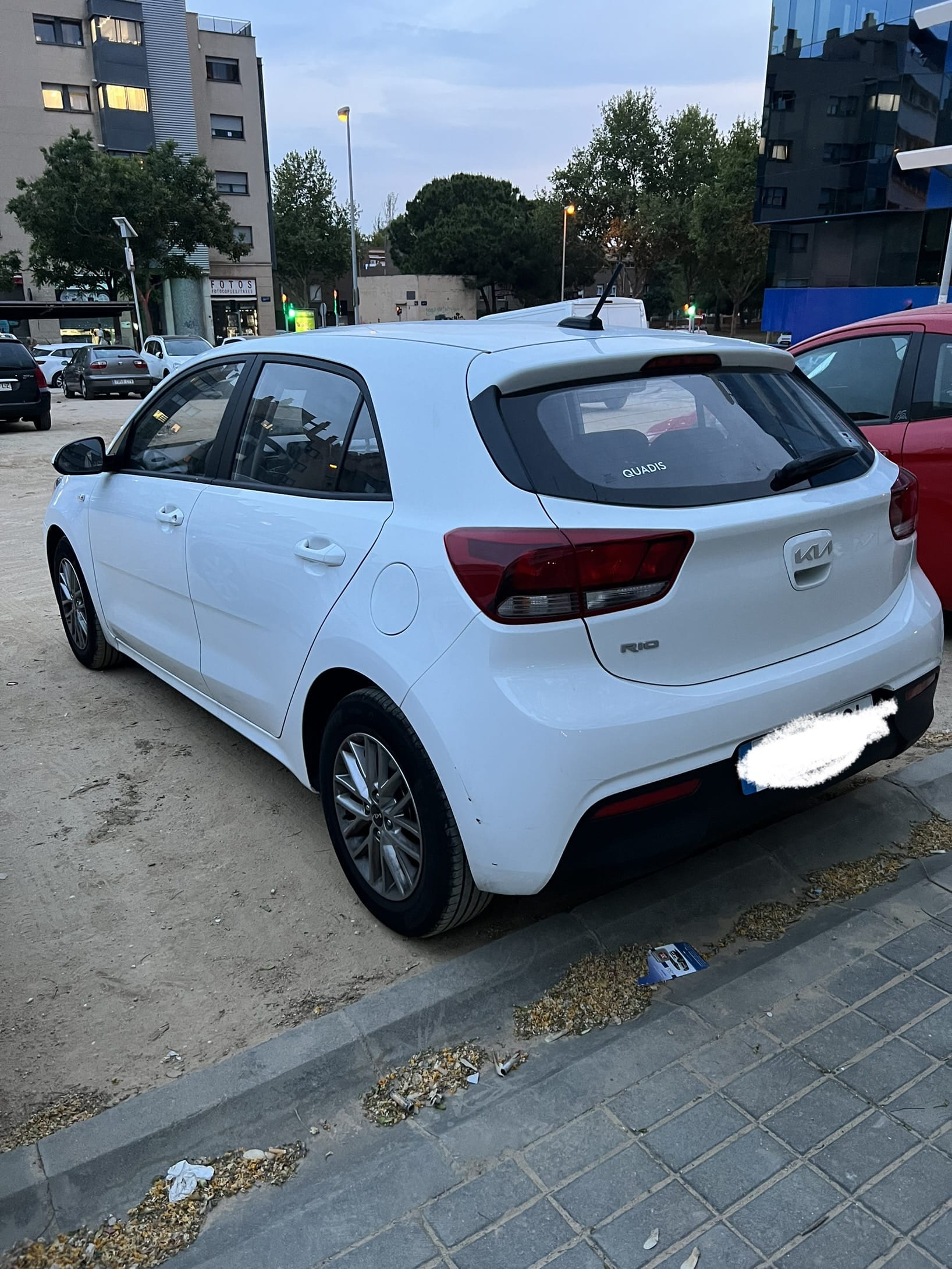 Kia Rio con Aire acondicionado
