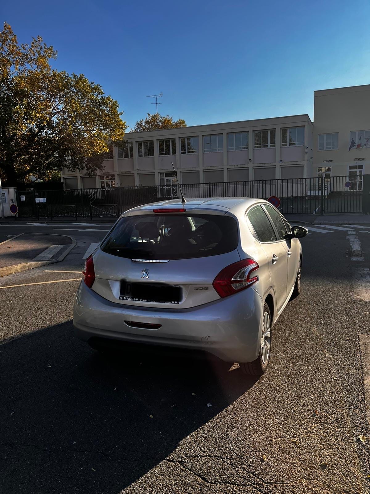 Peugeot 208 avec GPS