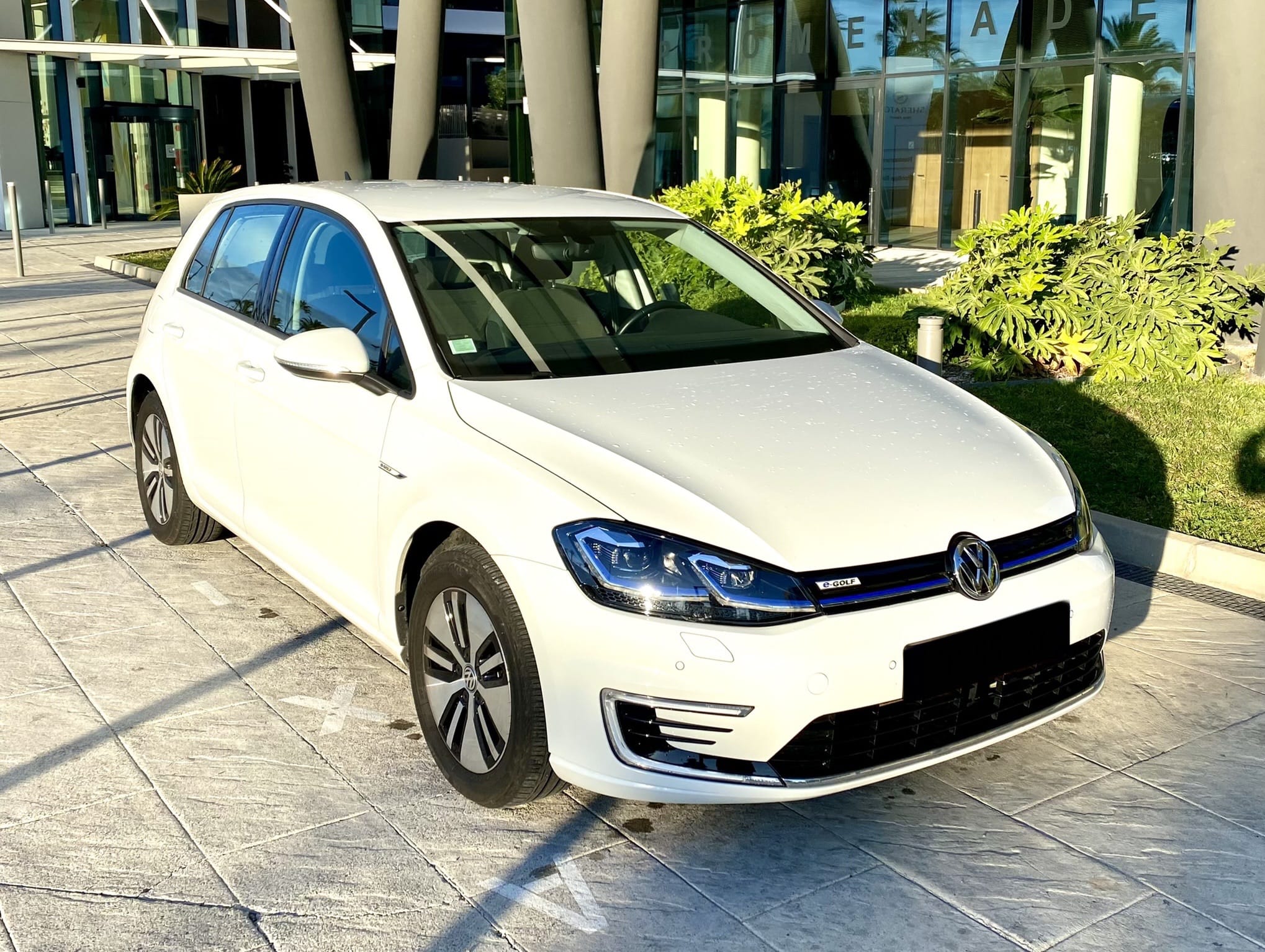 Volkswagen Golf Carplay - Électrique, 2020, Électrique, automatique