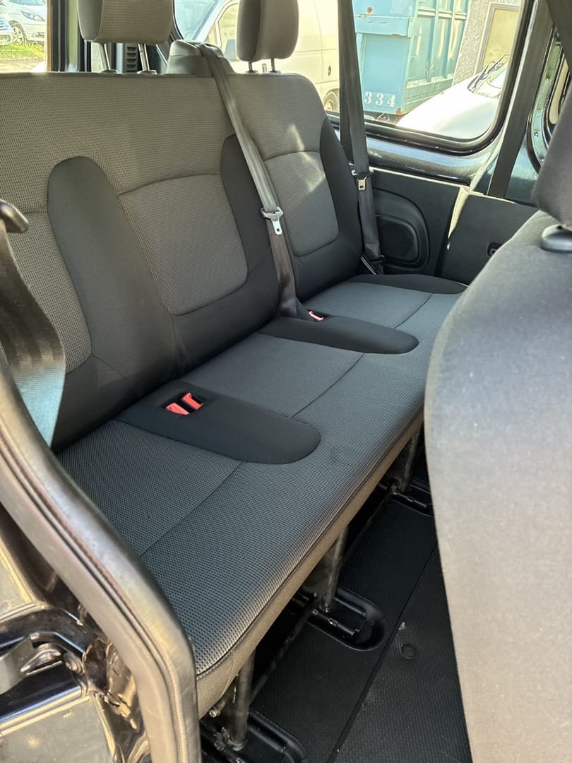 Renault Trafic Passenger avec GPS
