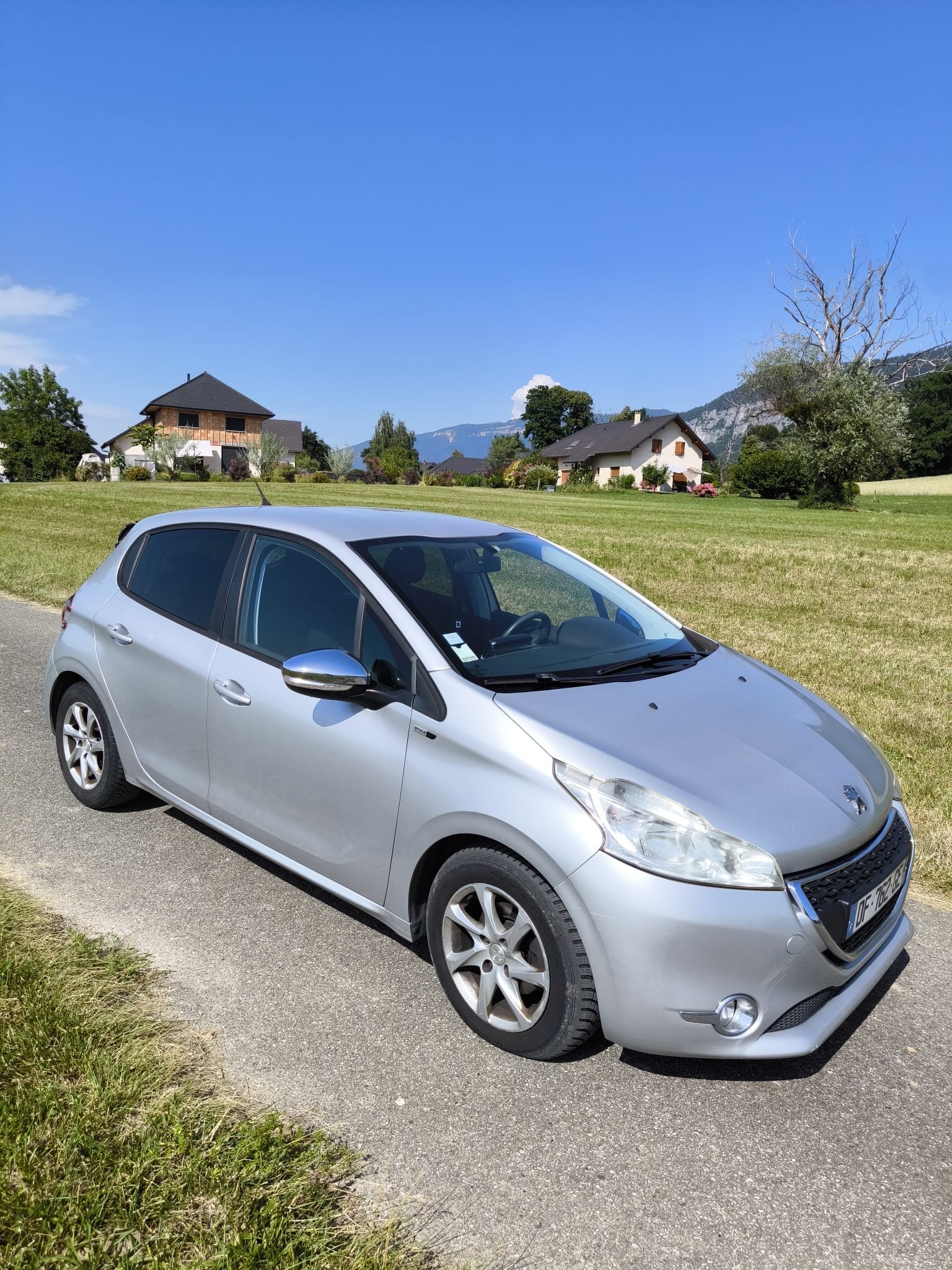 Peugeot 208 avec GPS
