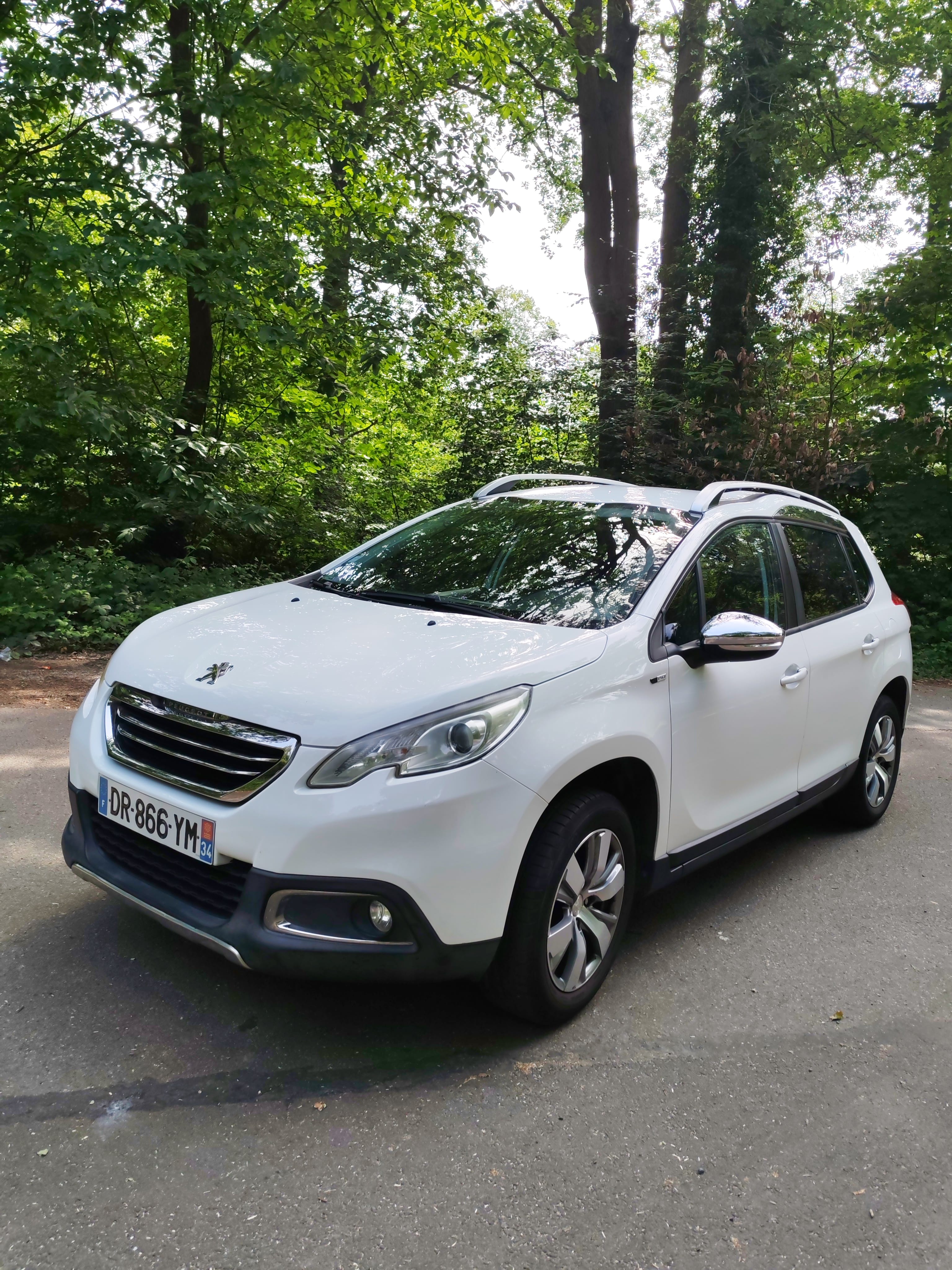 Peugeot 2008, 2015, Essence 95