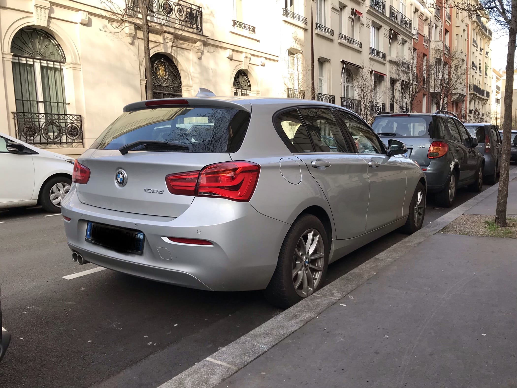 BMW Série 1 120d avec Climatisation