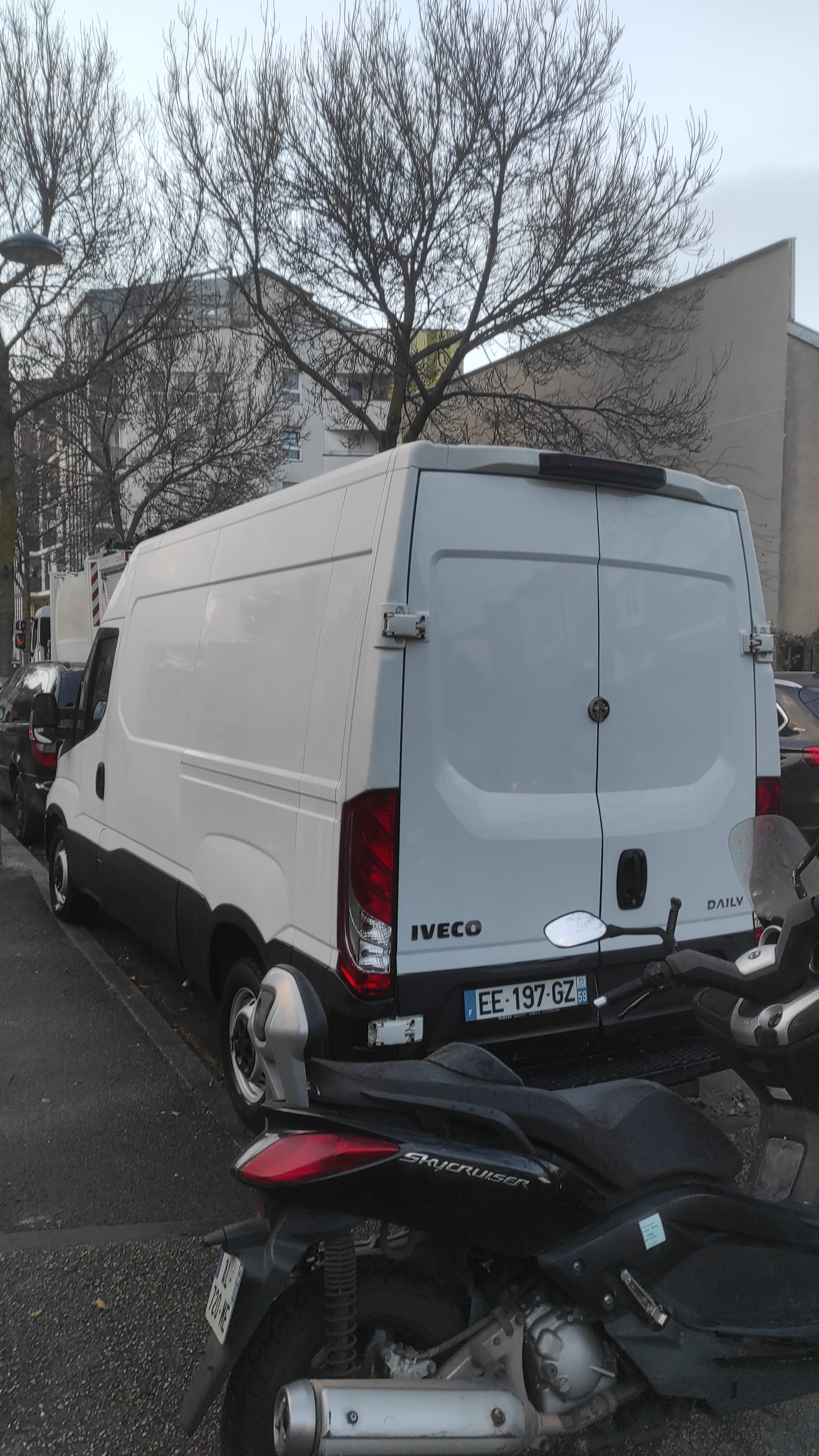 Iveco Daily 35S13 11m3 avec Régulateur de vitesse