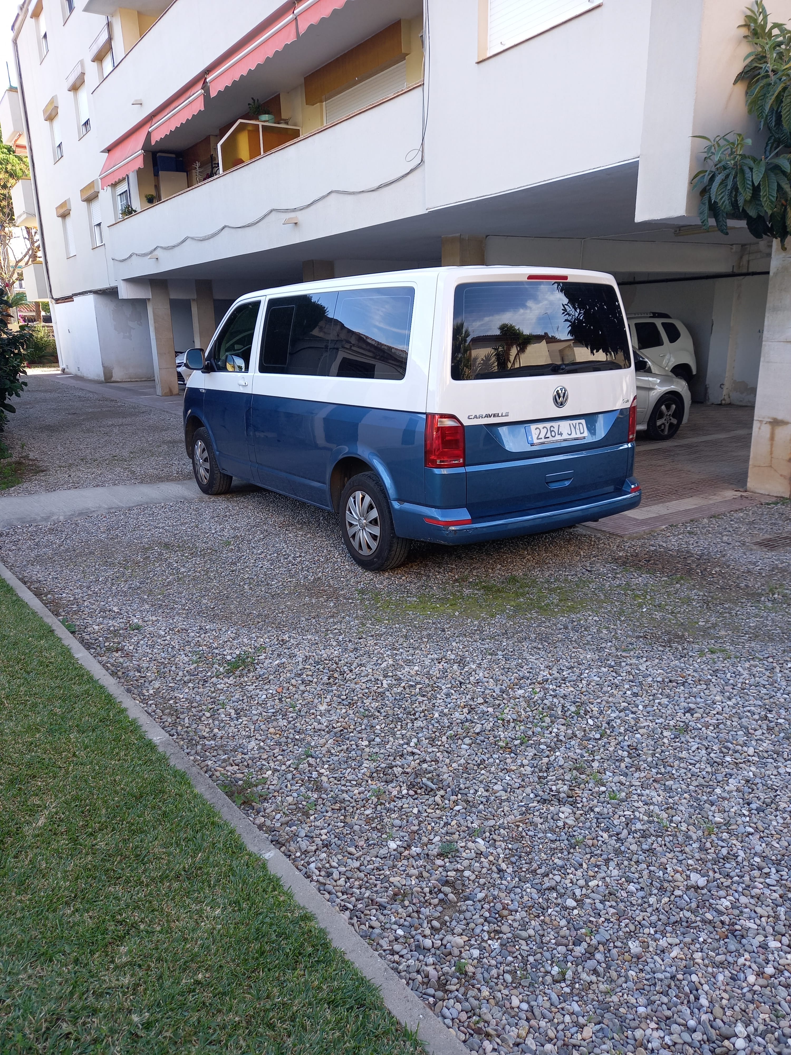Volkswagen Caravelle con Audio Bluetooth