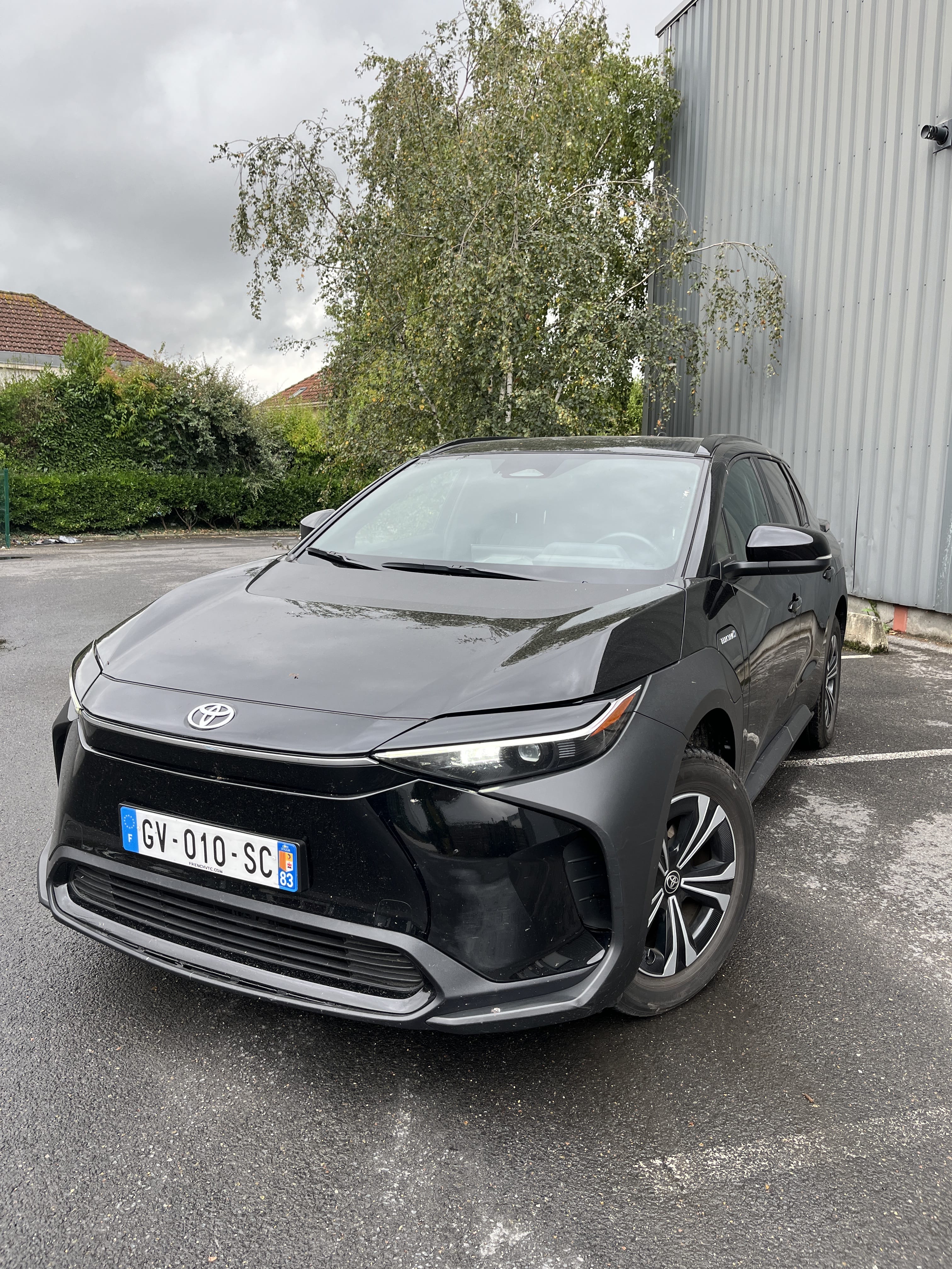 Toyota bZ4X, 2024, Électrique, automatique