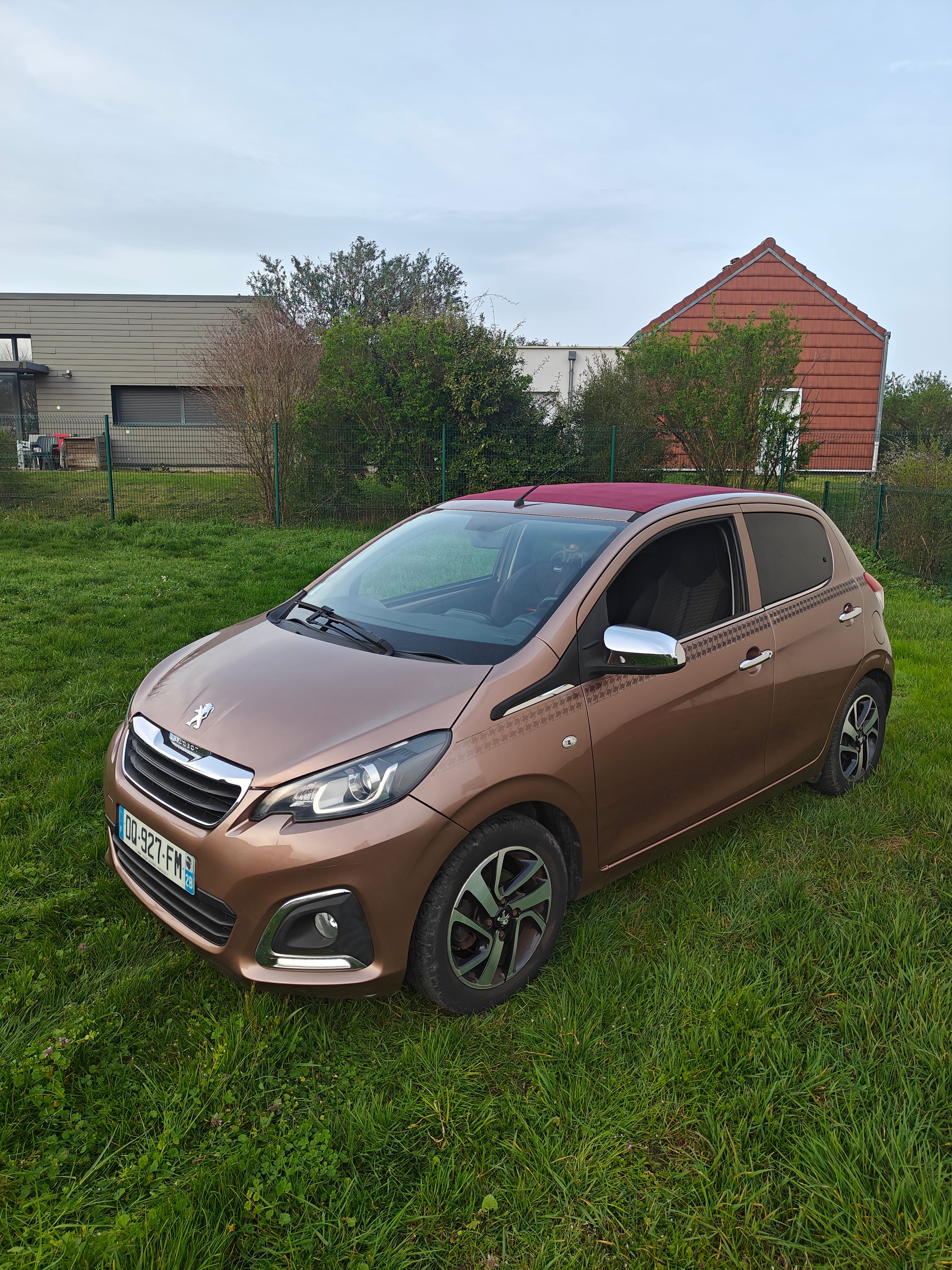 Peugeot 108, 2015, Essence 95