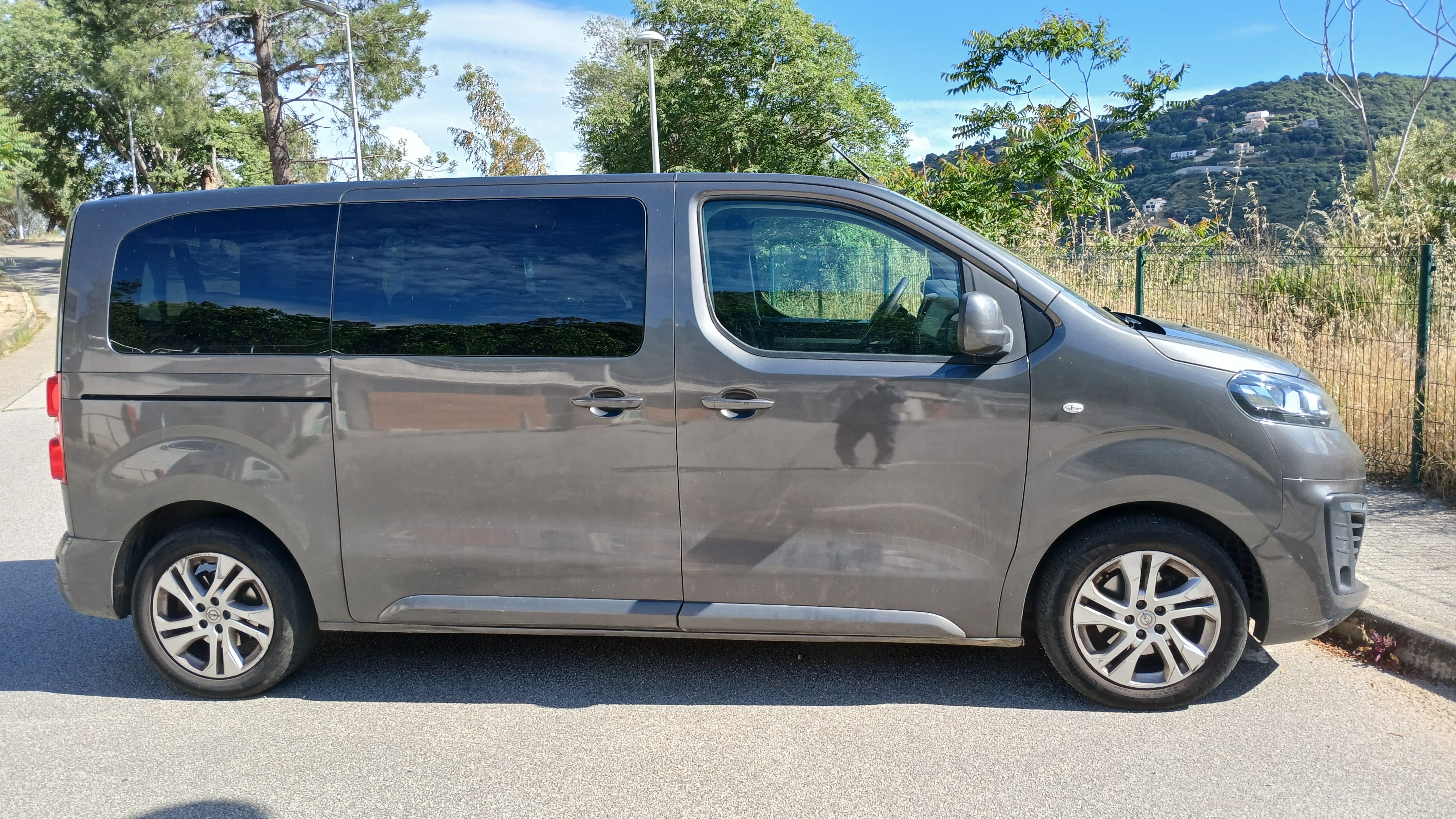 Opel Zafira Life avec Climatisation