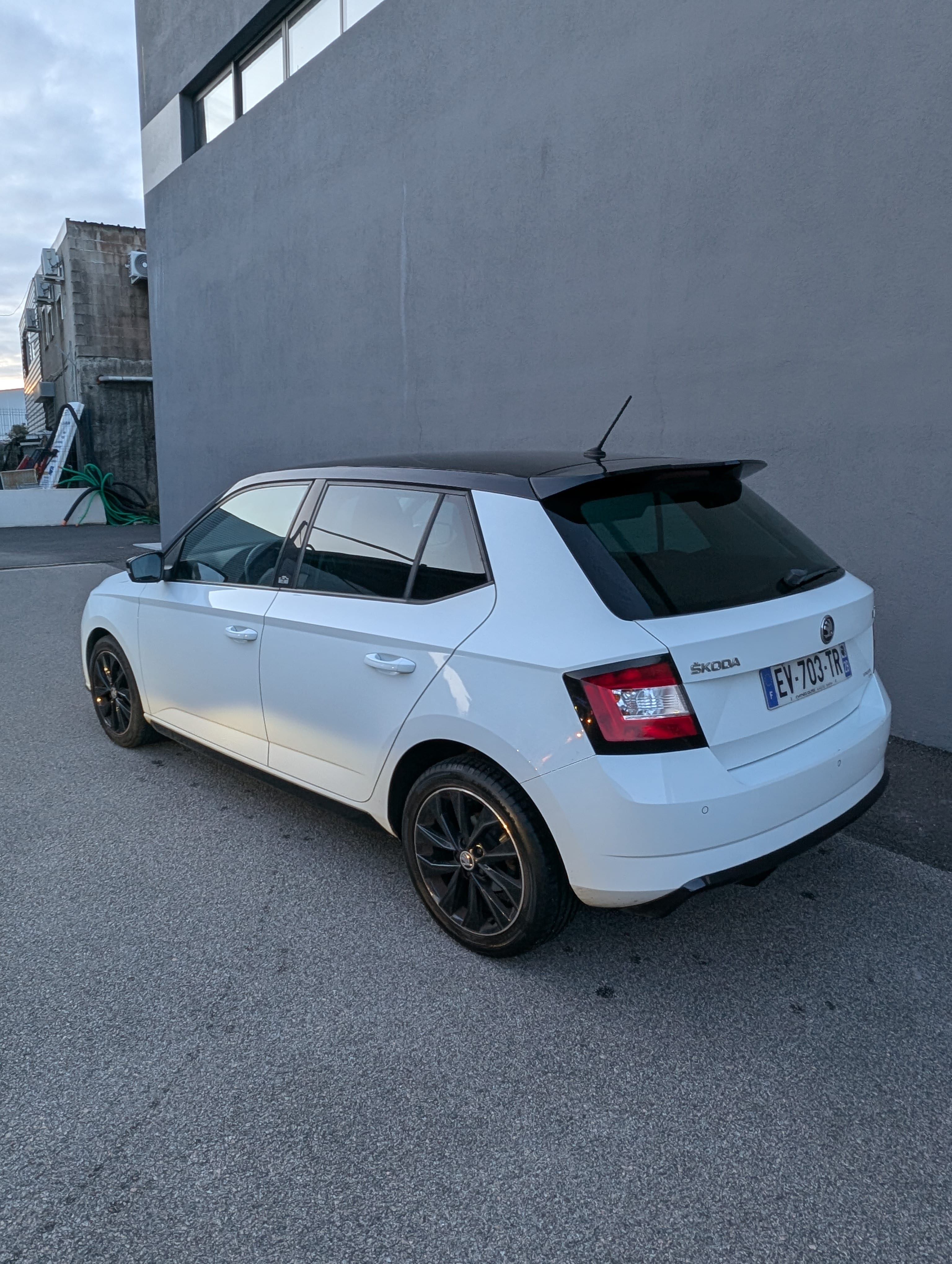 Skoda Fabia 1.0 TSI avec Caméra de recul