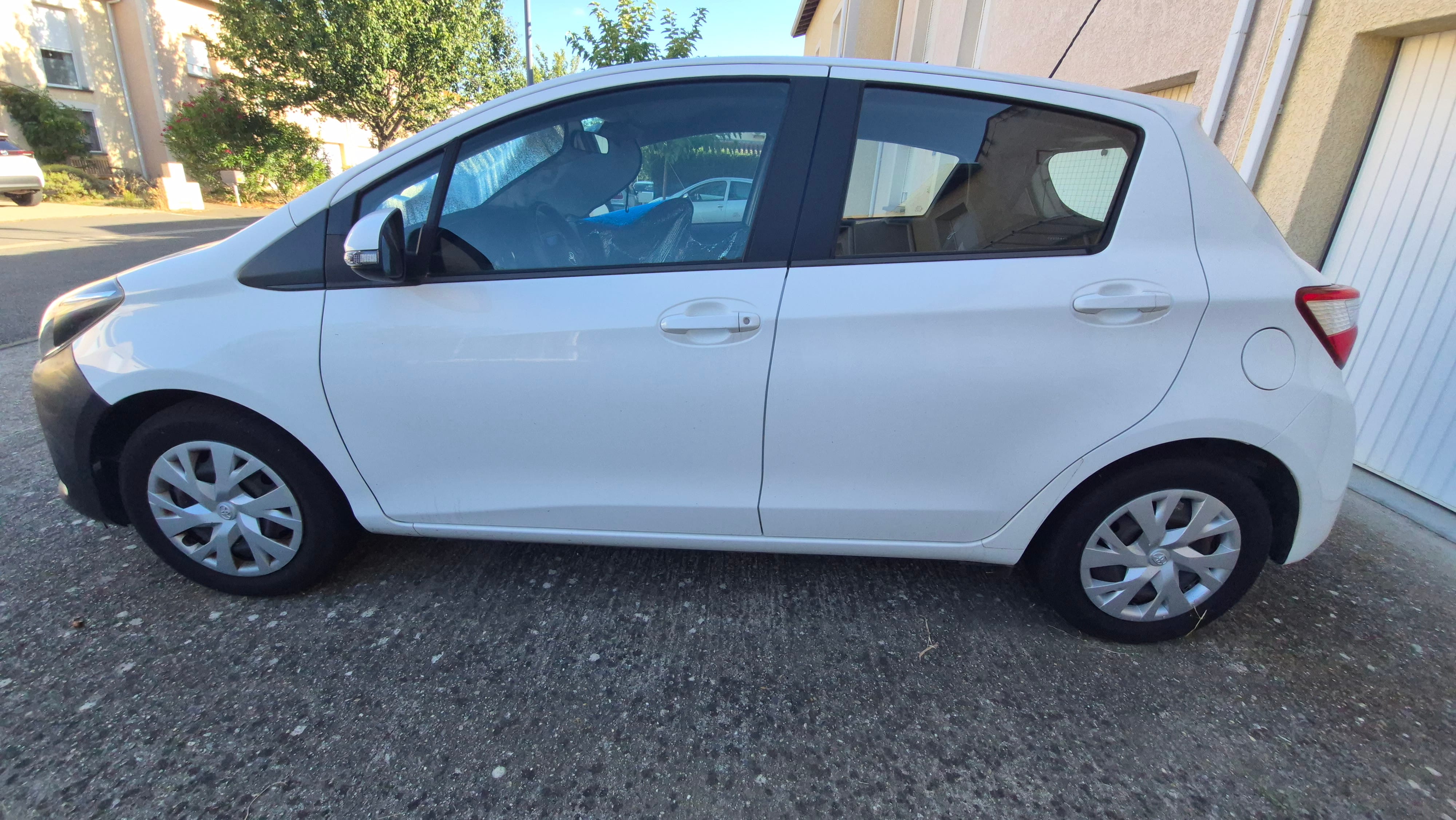 Toyota Yaris 3-Door L avec Climatisation