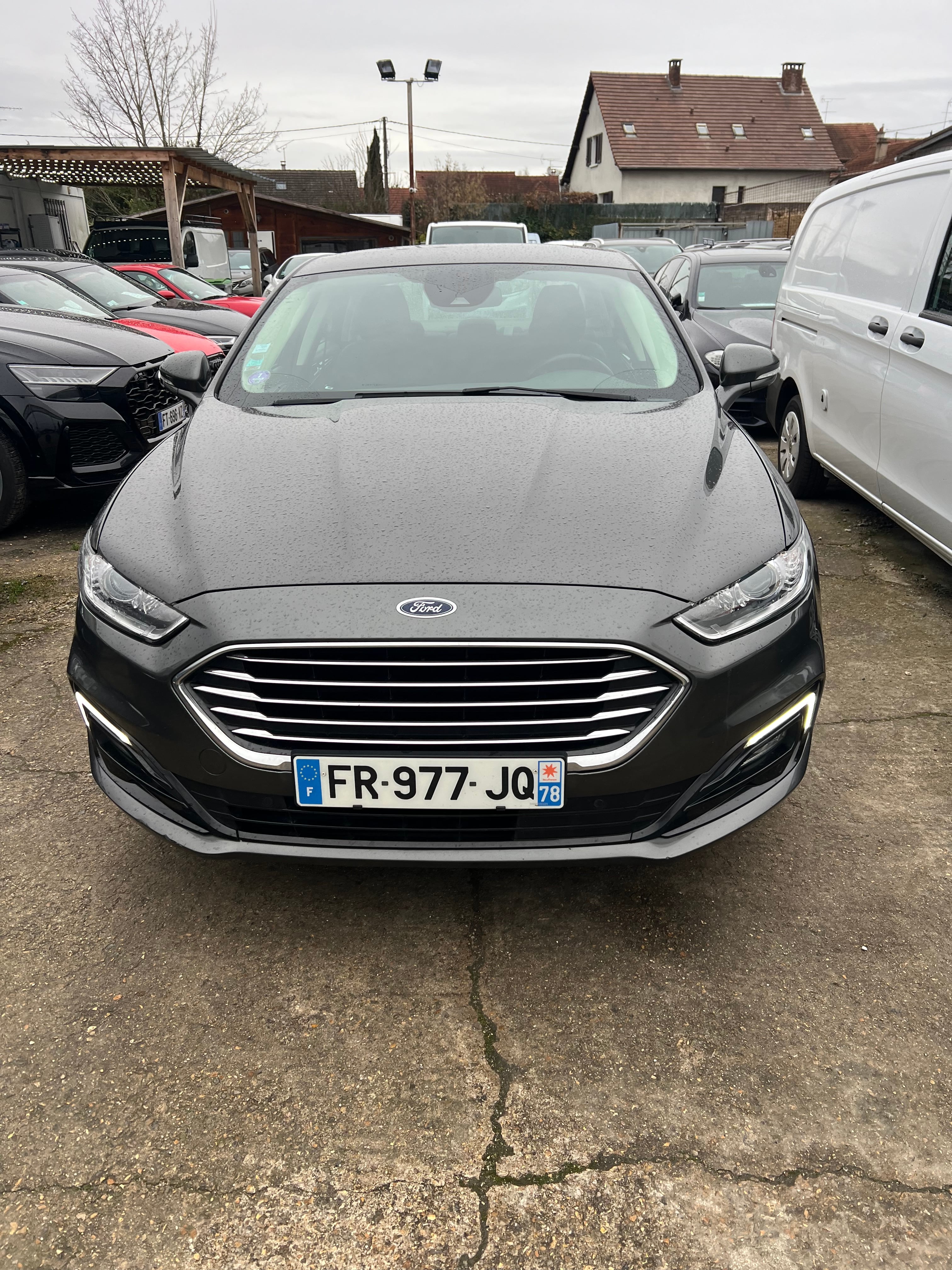 Ford Mondeo, 2020, Essence 98 / Électrique (hybride), automatique