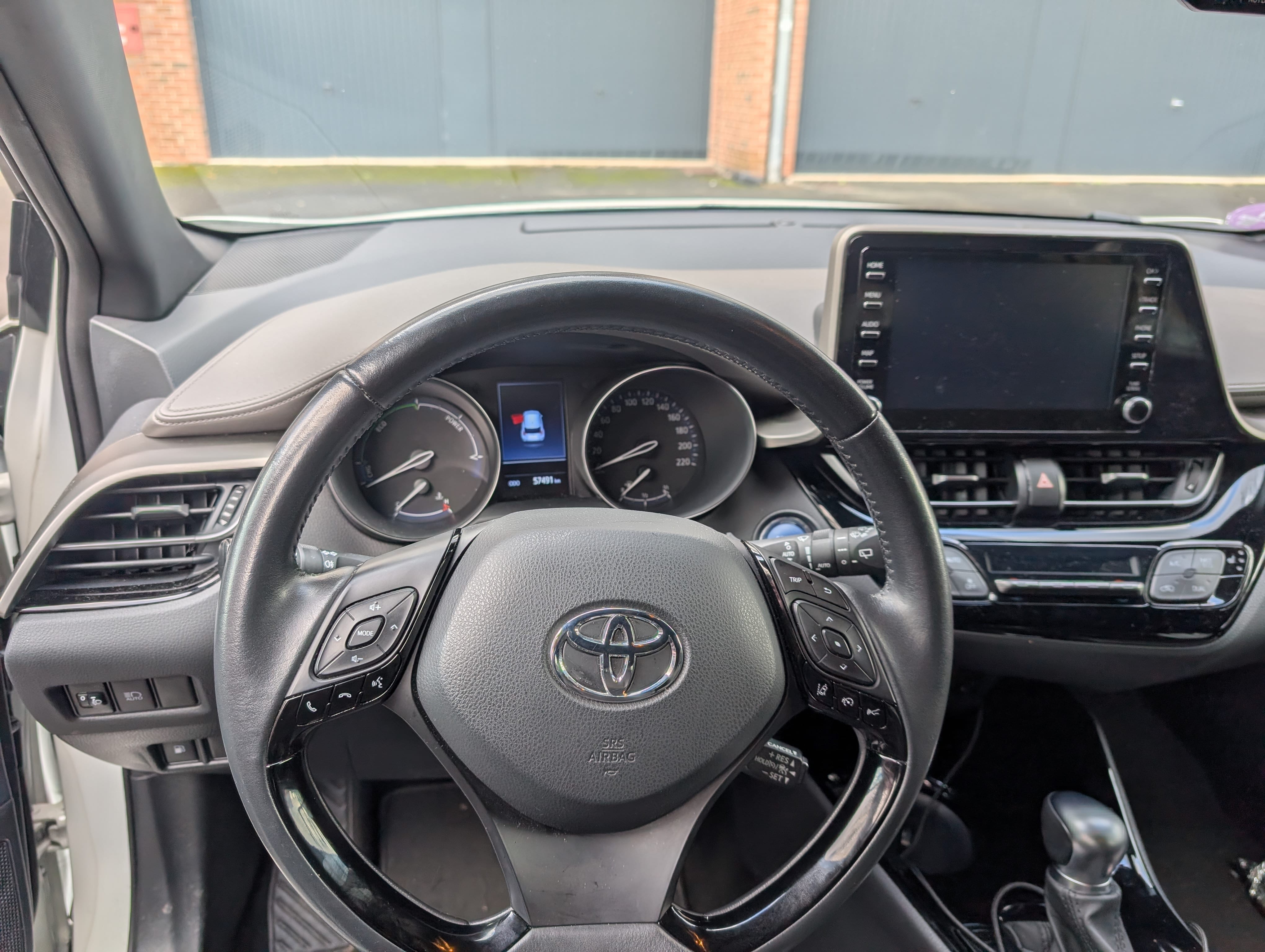Toyota C-HR Hybrid avec GPS