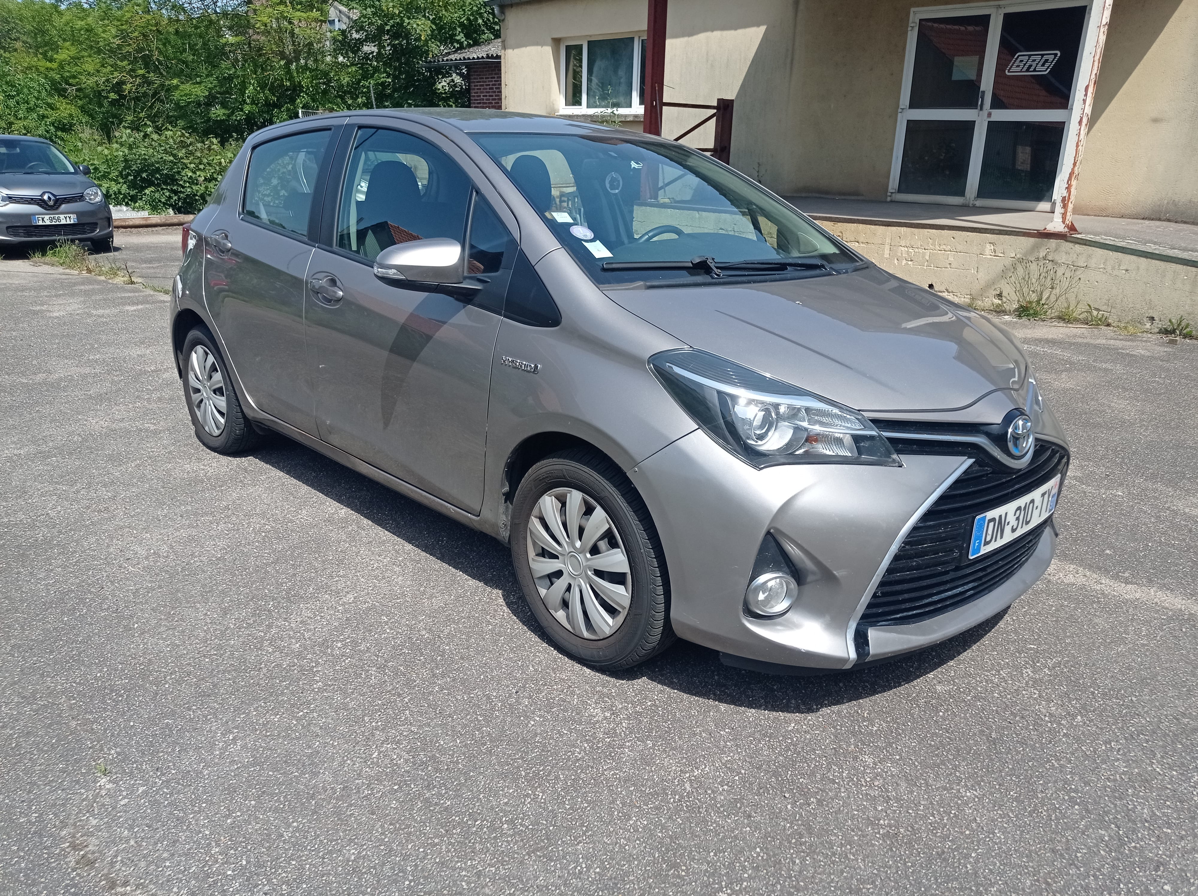 Toyota Yaris Hybride avec Climatisation