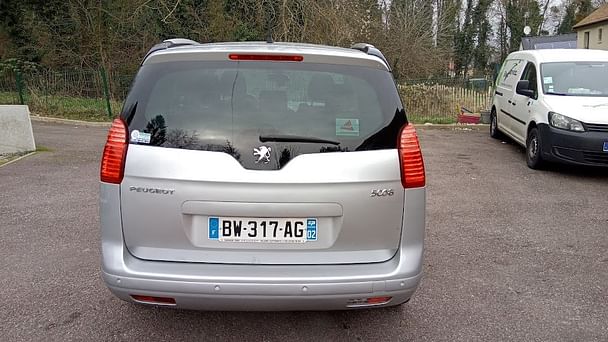 Peugeot 5008