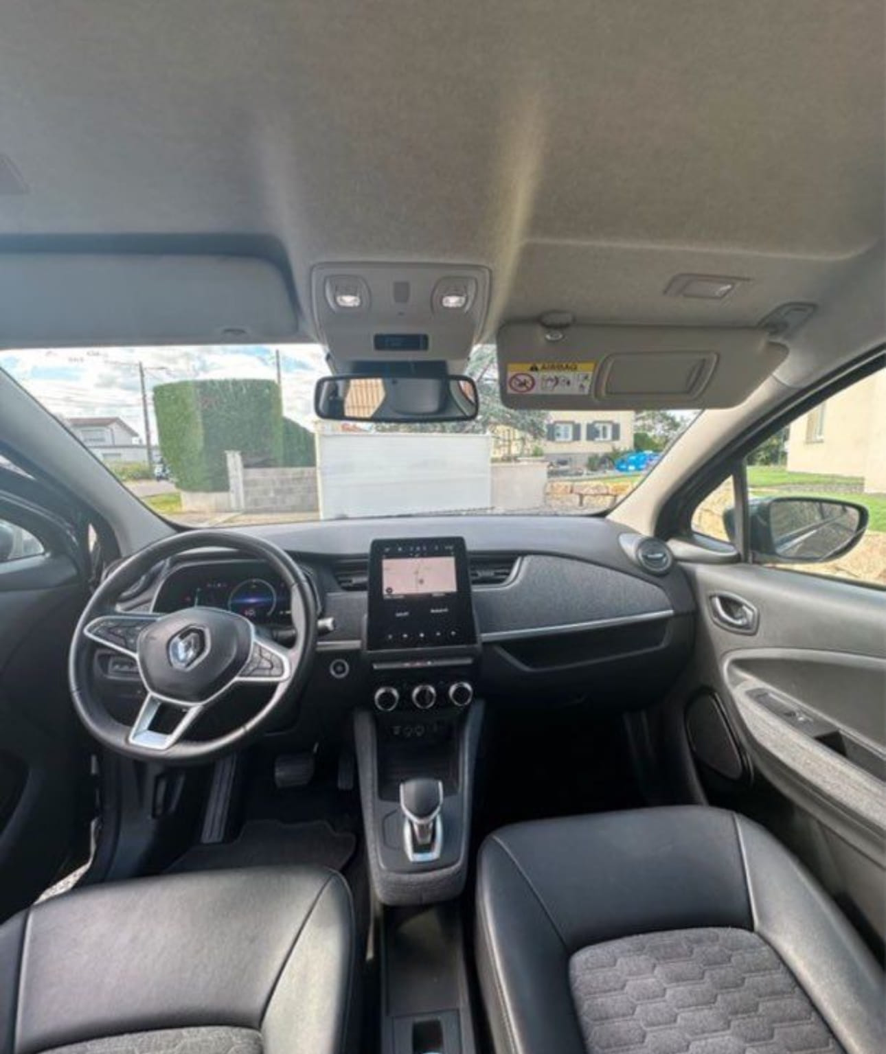 Renault ZOE avec GPS