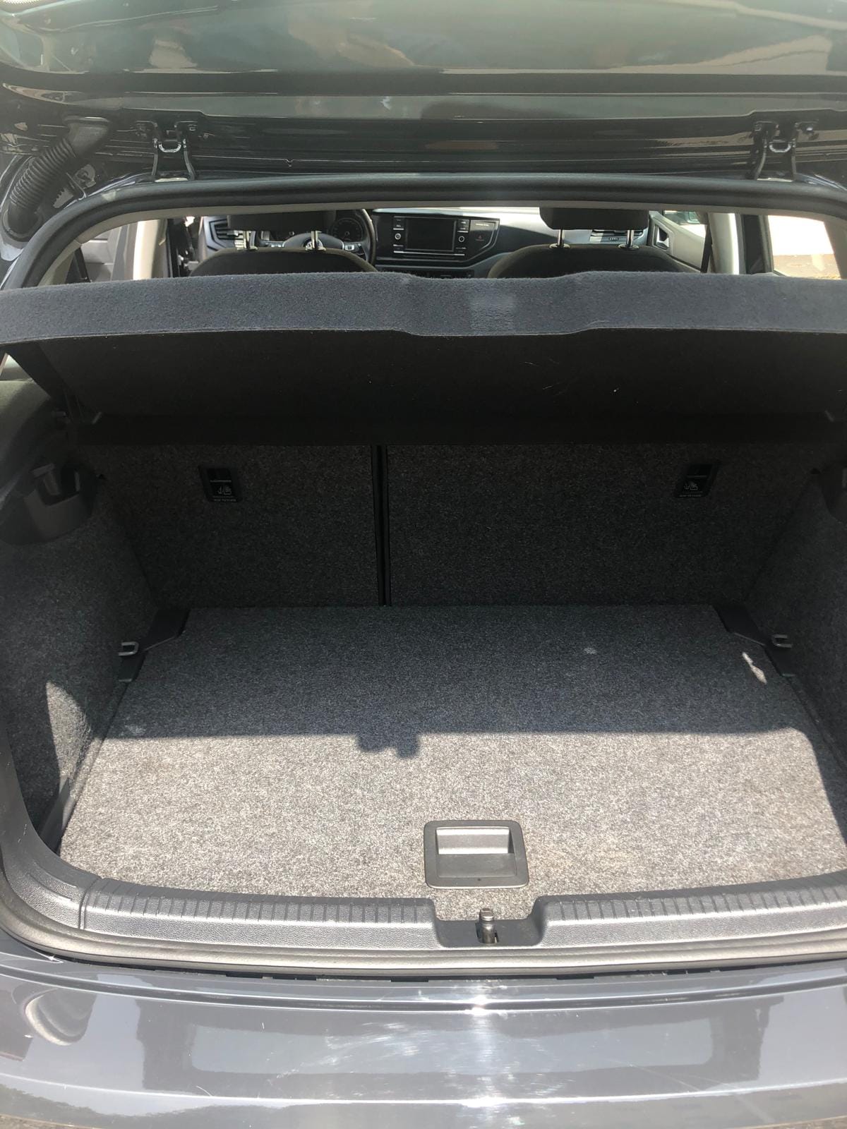 Volkswagen Polo avec Autoradio