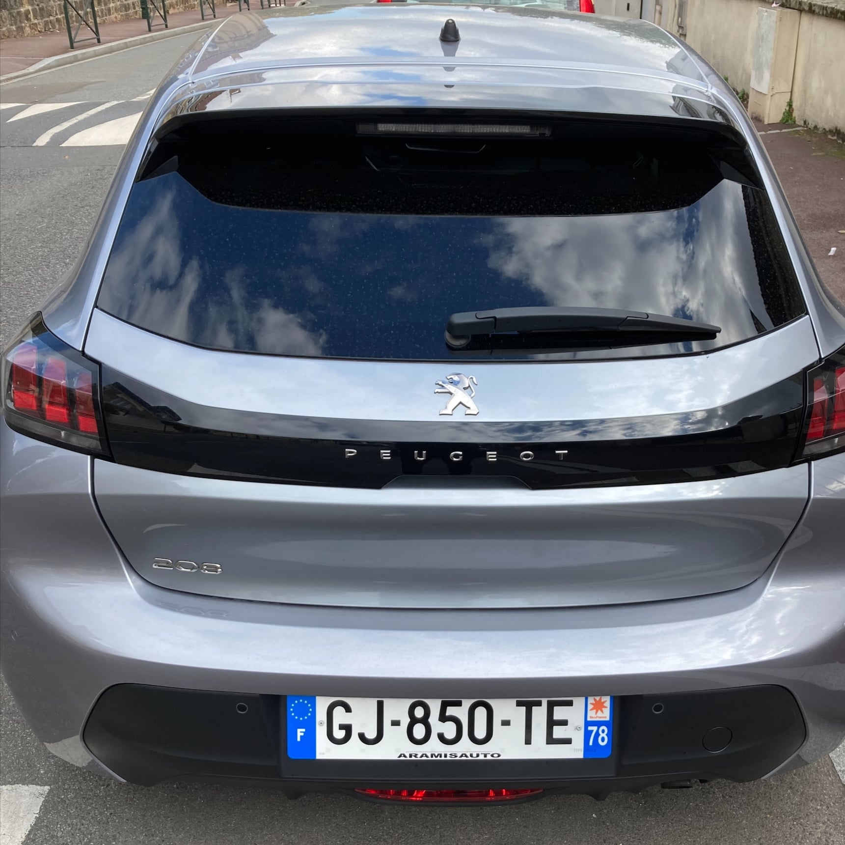Peugeot 208 avec Régulateur de vitesse