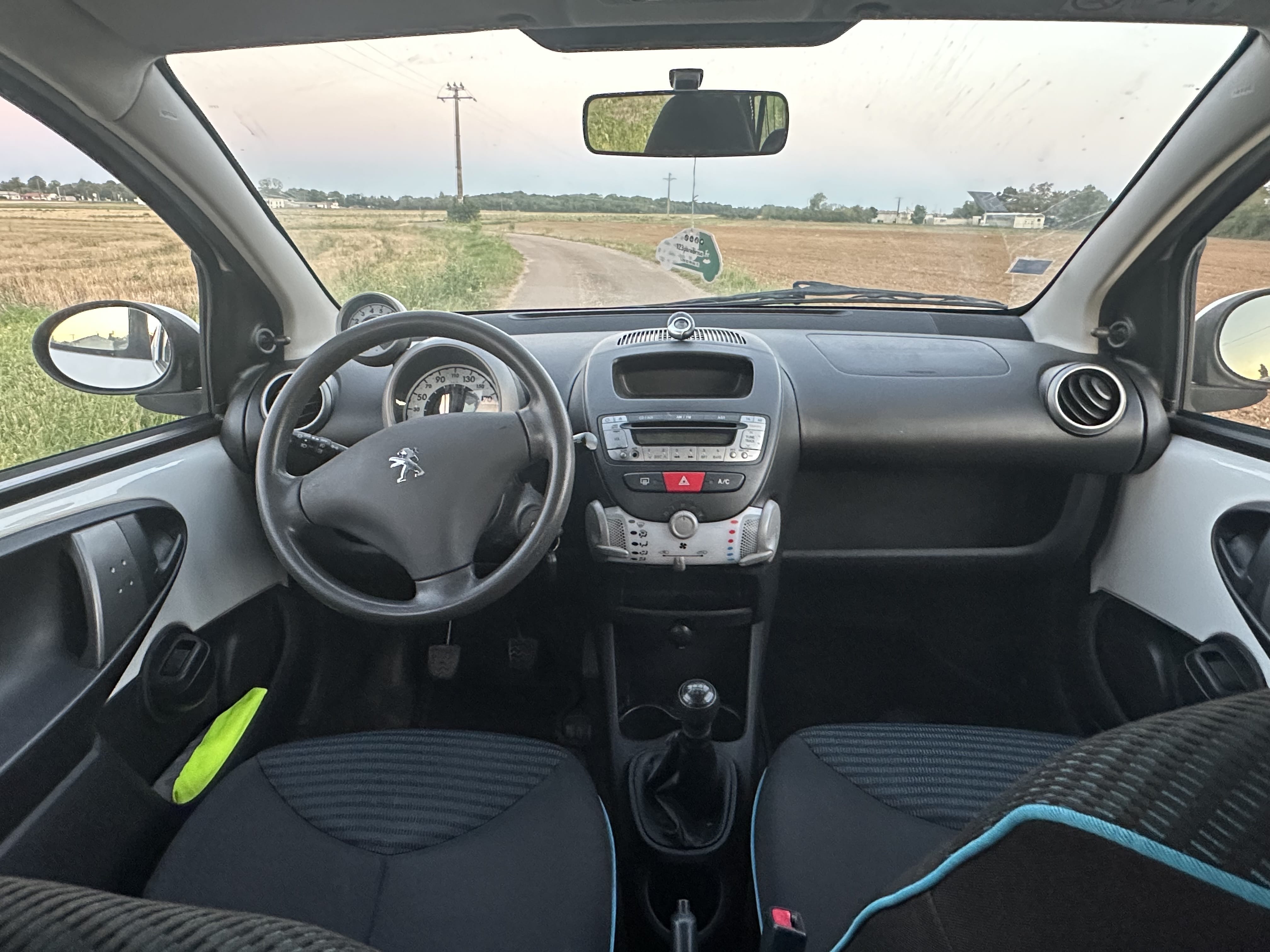 Peugeot 107 GARE SNCF