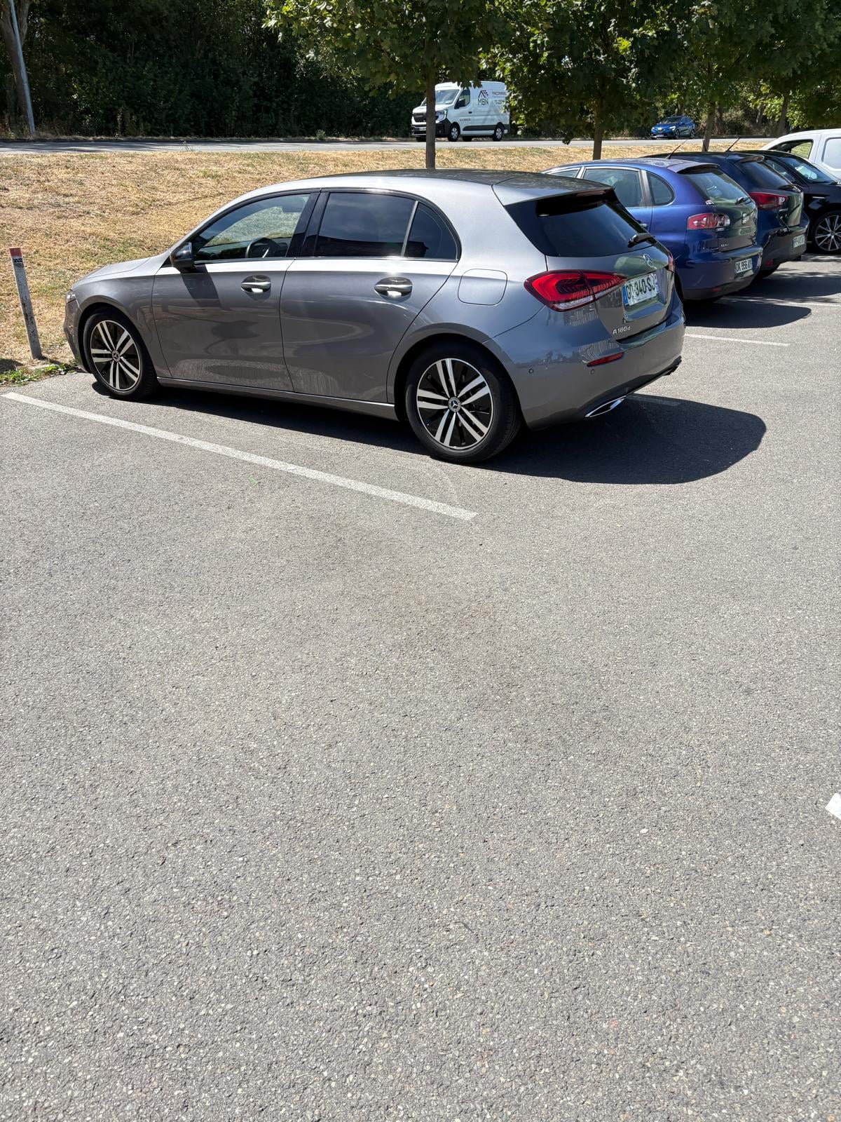 Mercedes-Benz Classe A 180 D PROGRESSIVE LINE 8G-DCT avec Caméra de recul