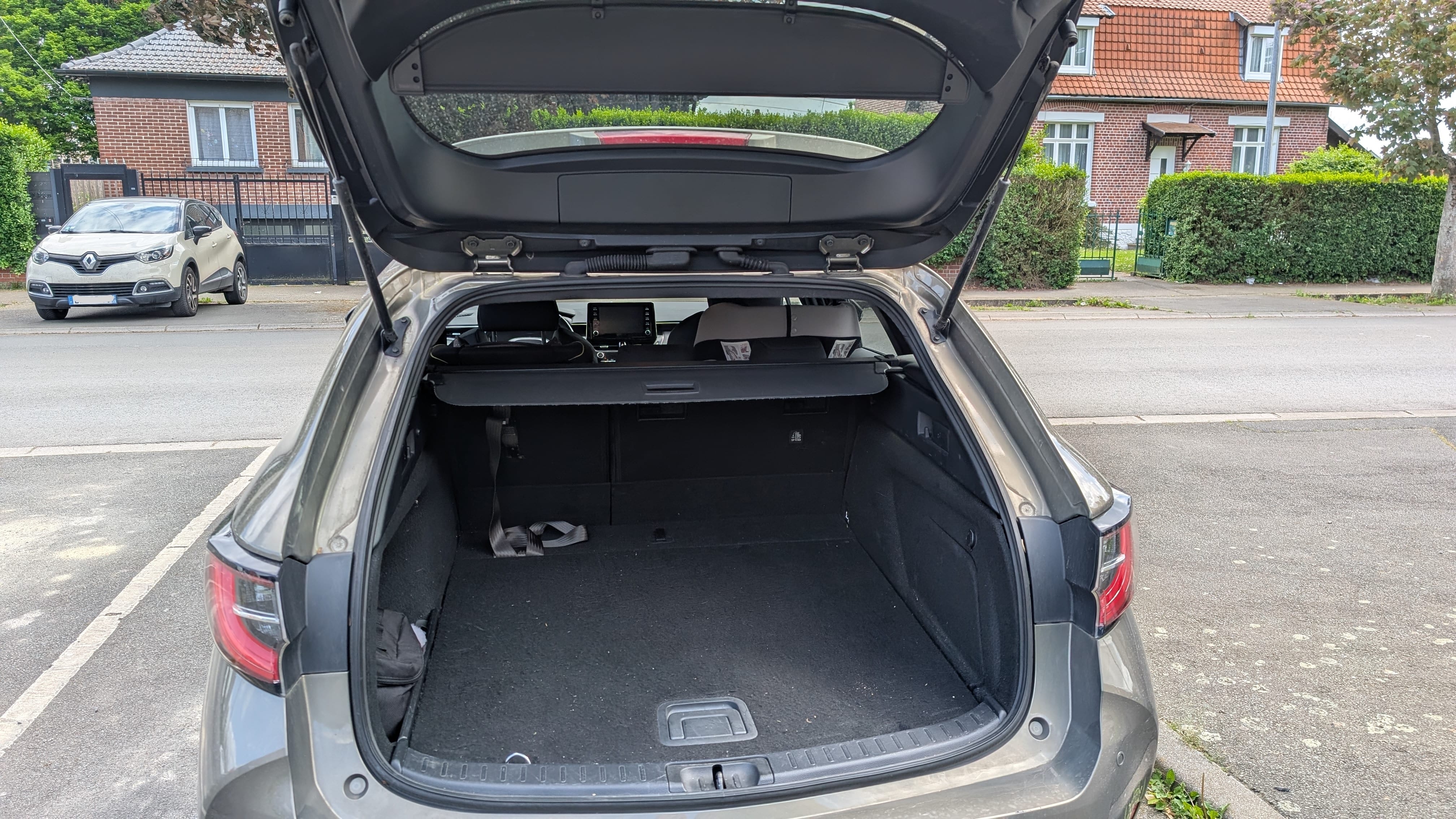 Toyota Corolla Break Hybride Touring Sports 184ch avec Apple CarPlay