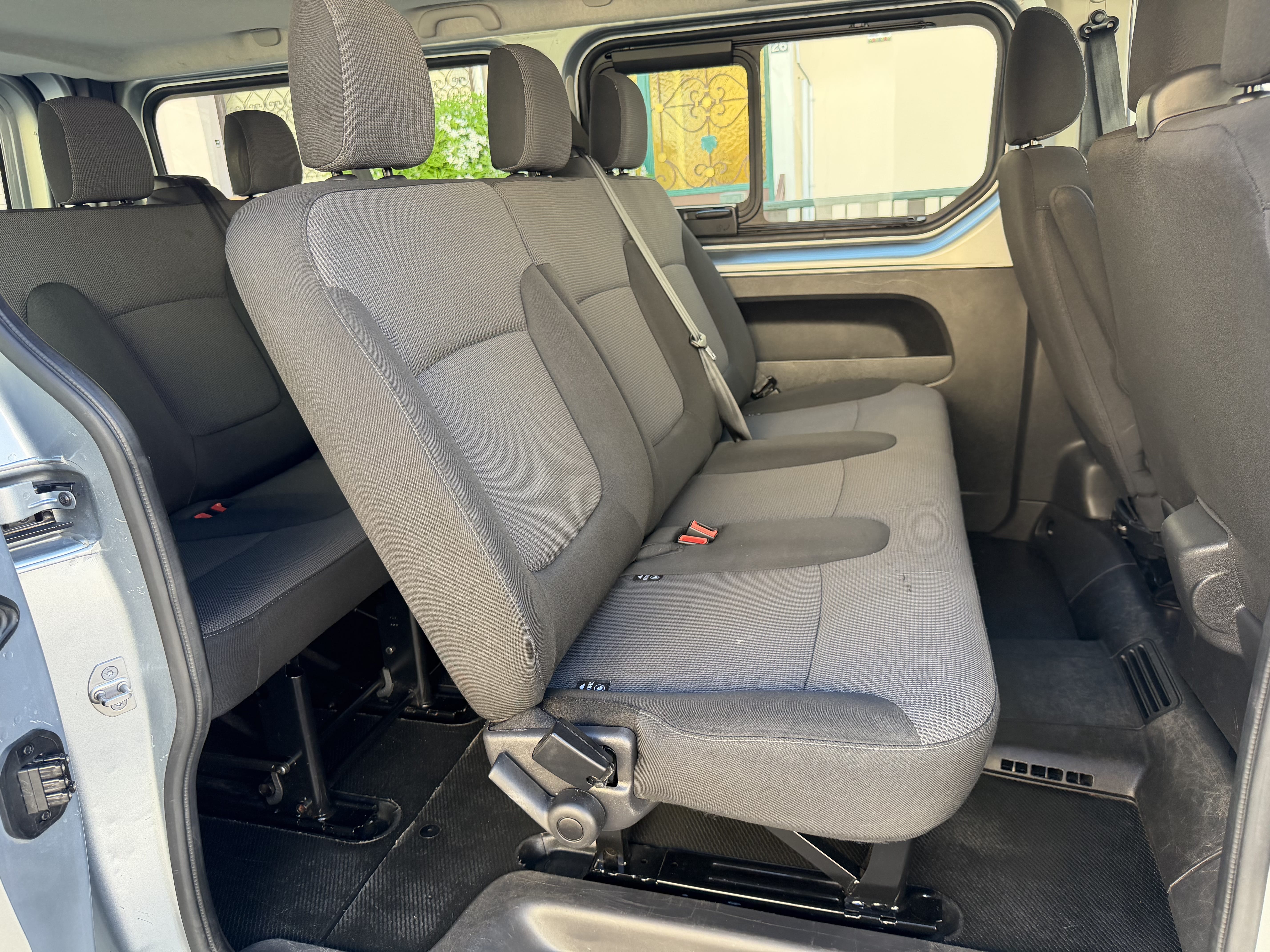 Renault Trafic Passenger Minibus  9 places 2.0 dci 150cv avec Régulateur de vitesse