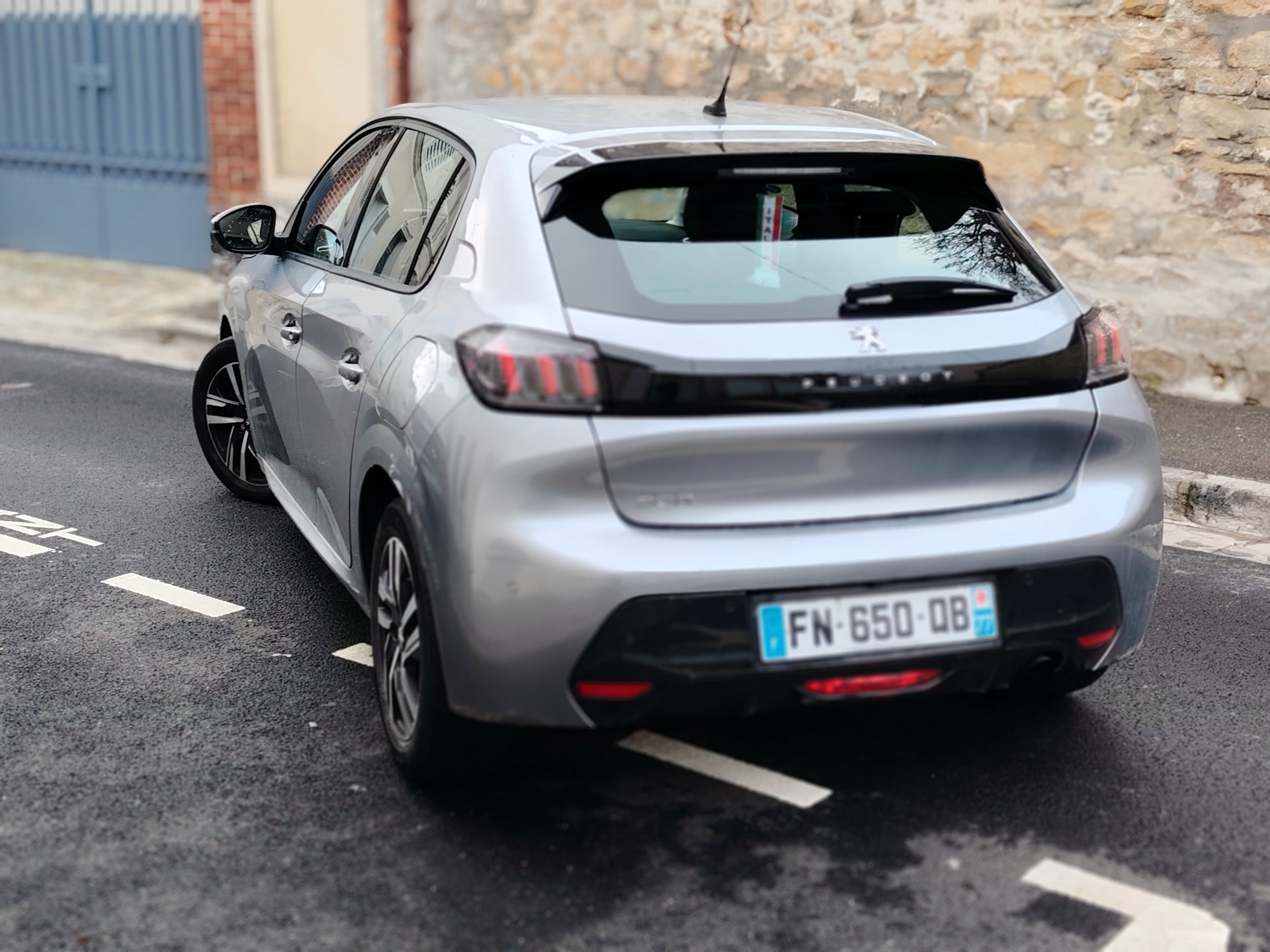Peugeot 208 avec Régulateur de vitesse
