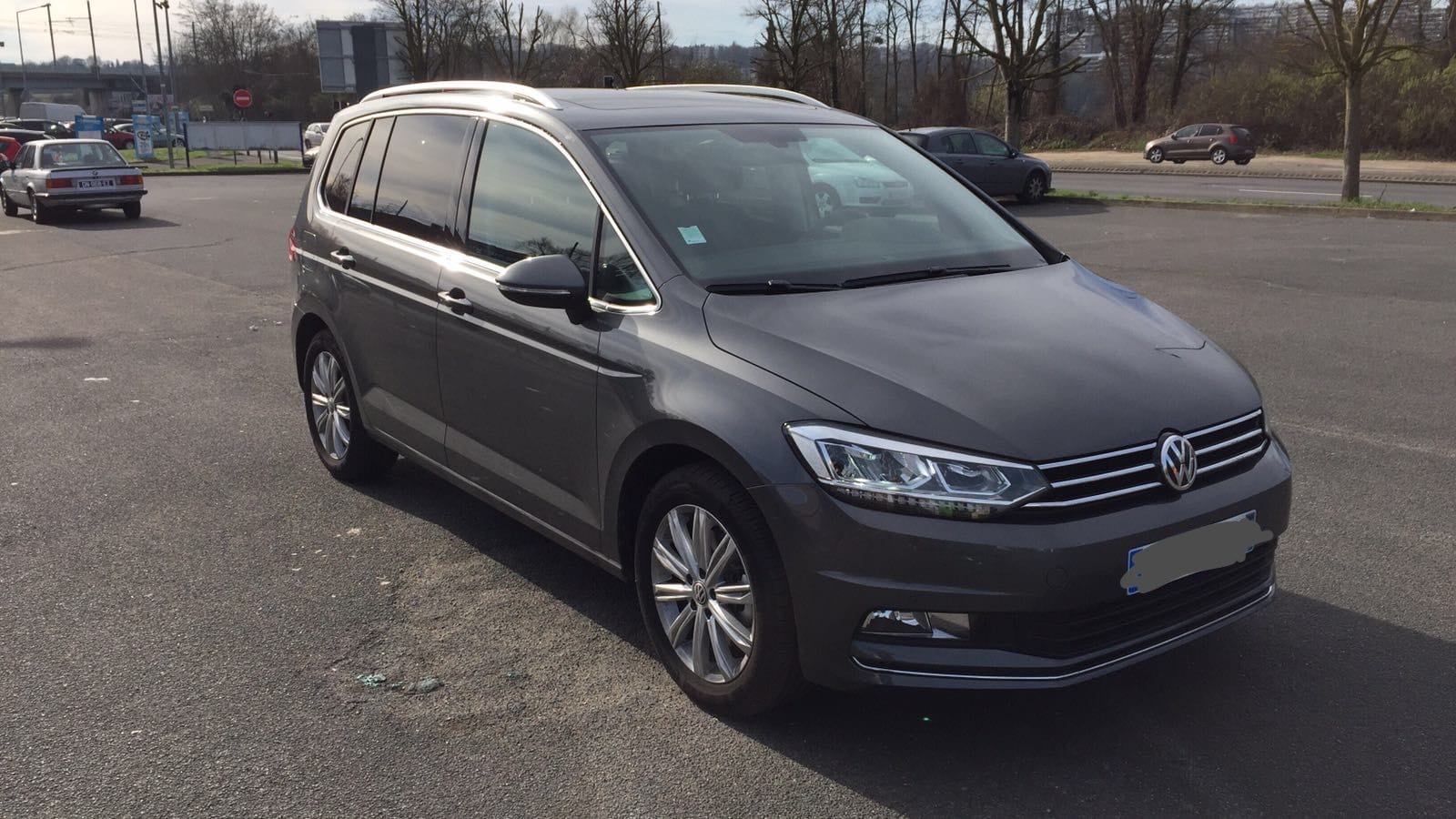 Volkswagen Touran avec Climatisation