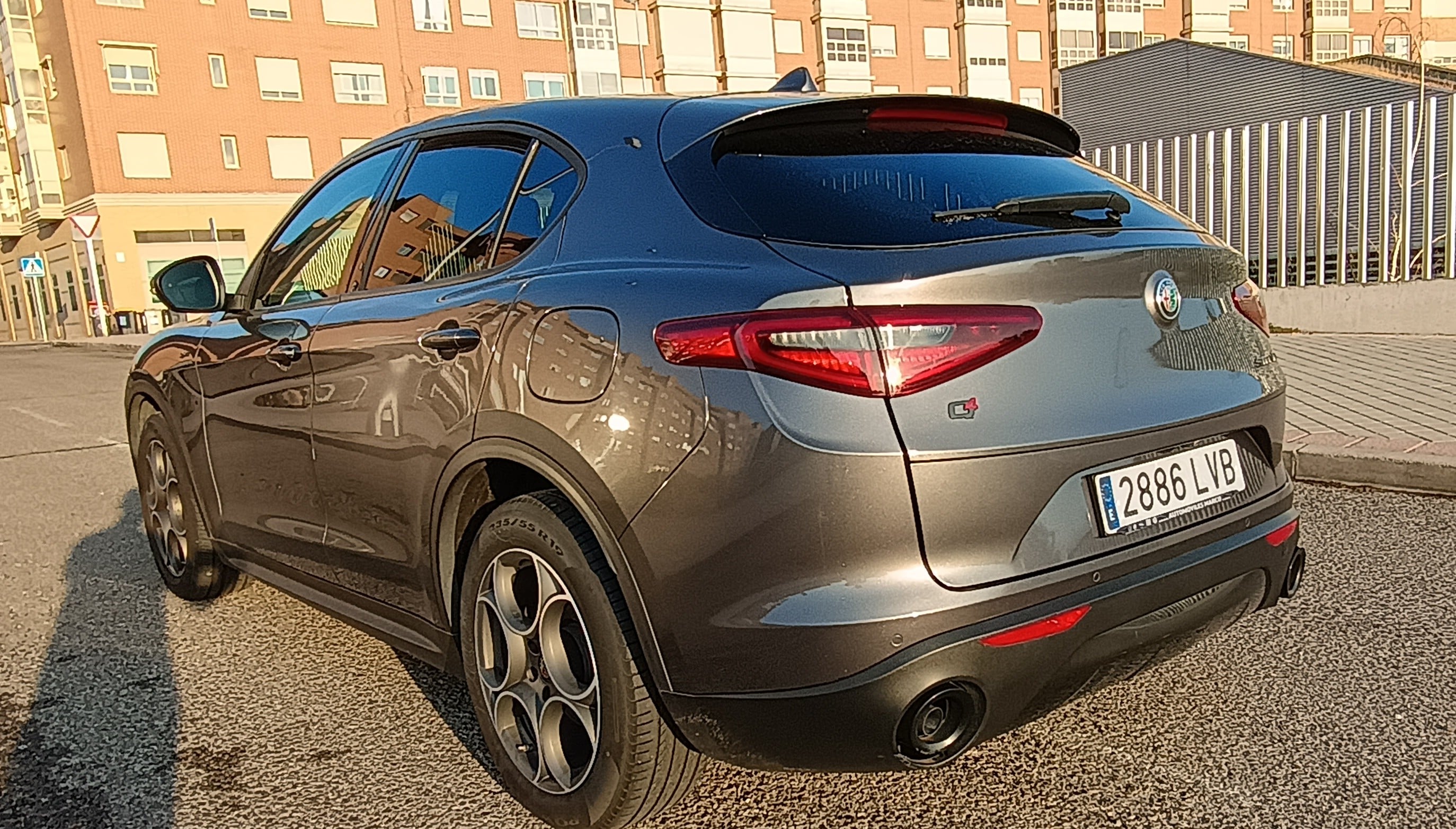 Alfa-Romeo Stelvio Sprint 2.2 190 cv con Cámara de marcha atrás