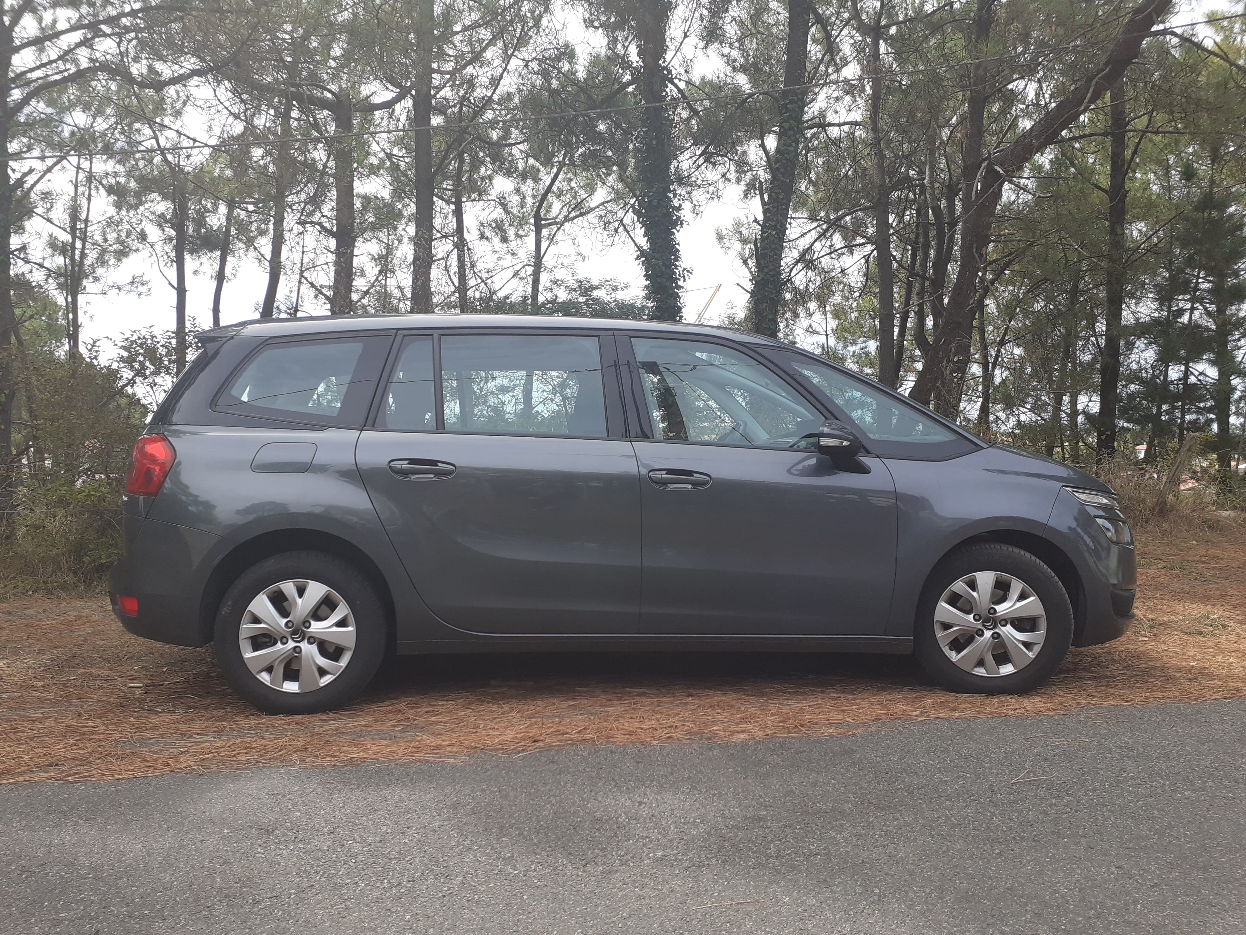 Citroen C4 Picasso with Air conditioning