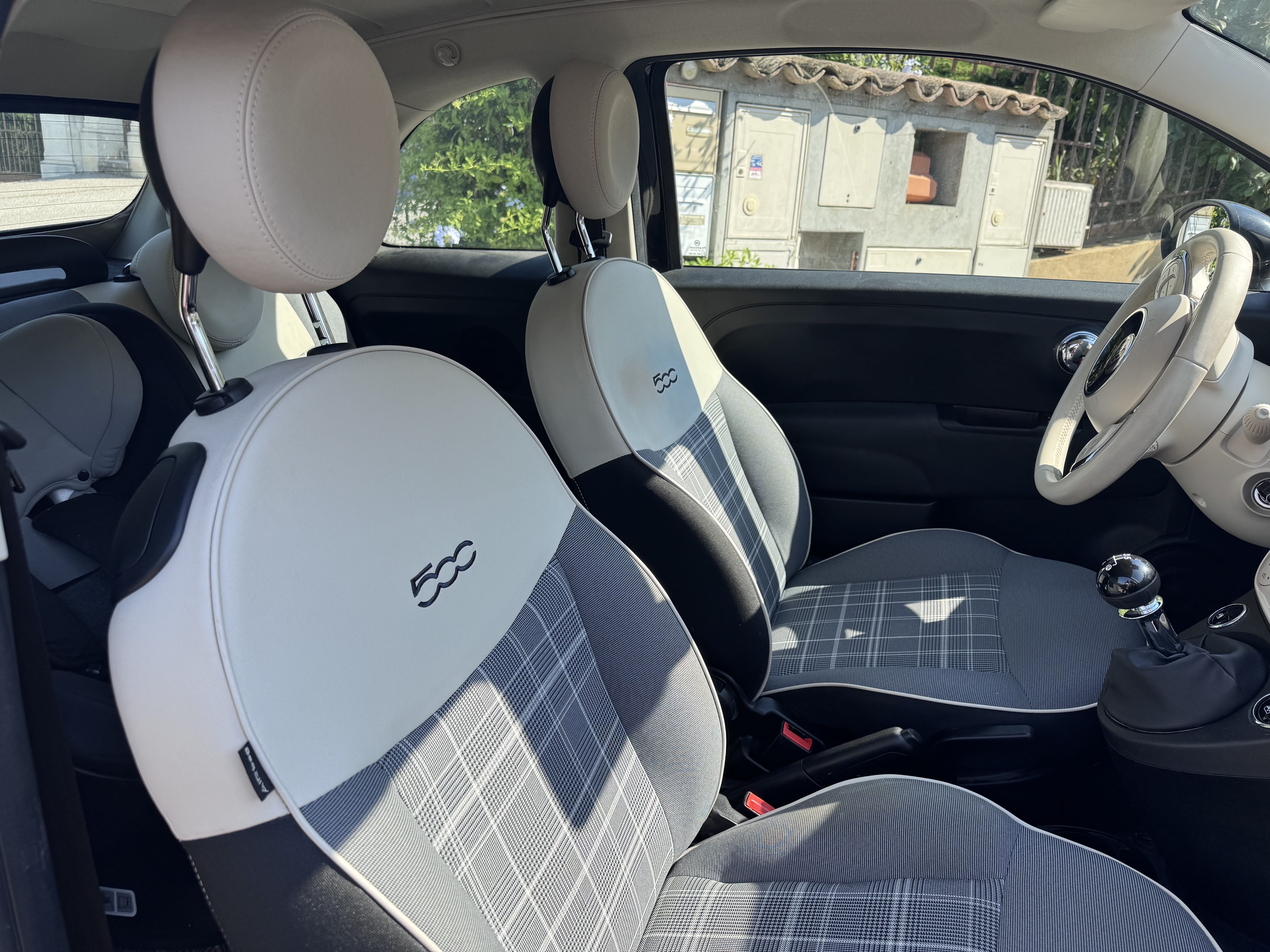 Fiat 500 avec Apple CarPlay