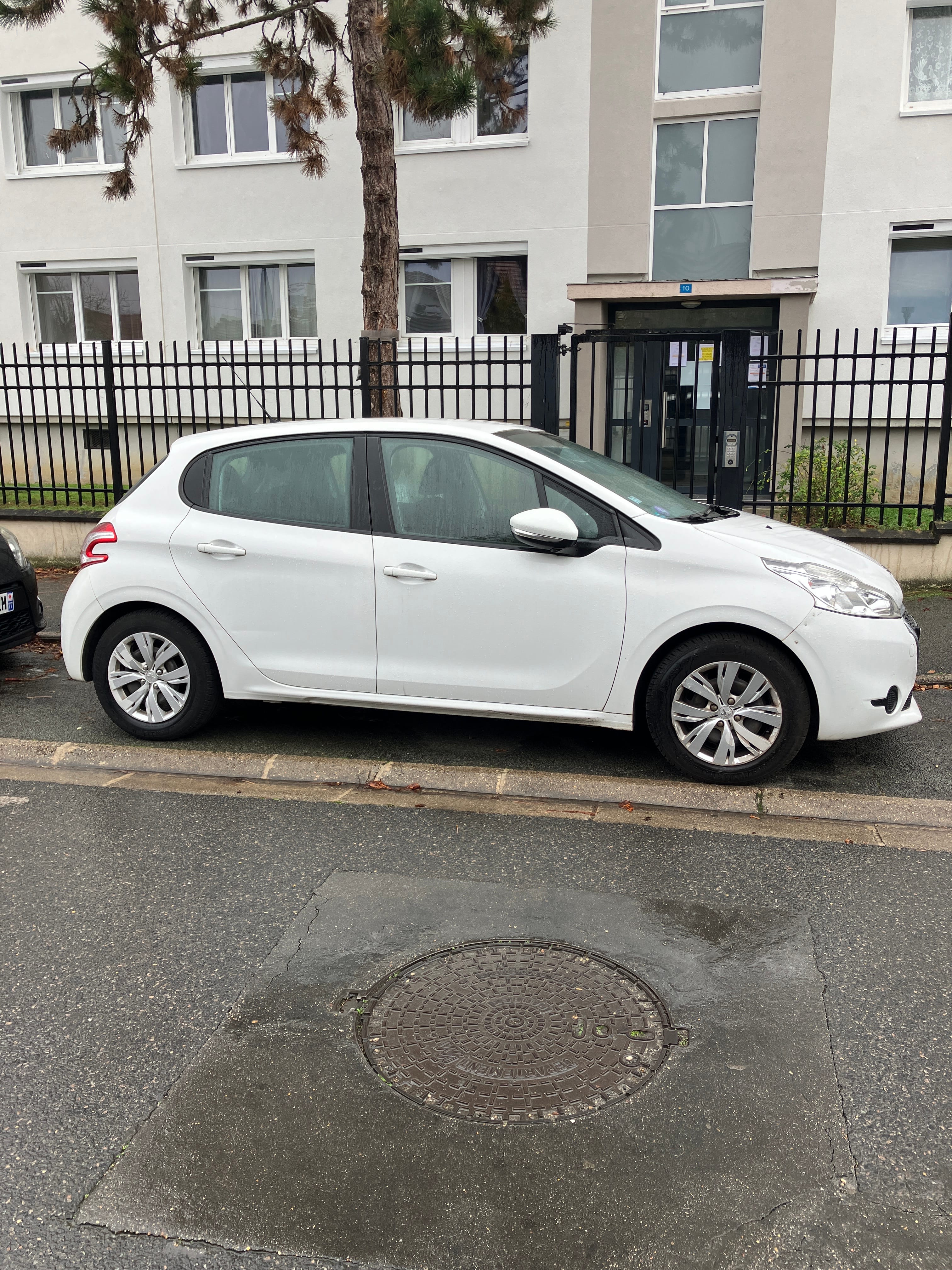 Peugeot 208 avec Climatisation