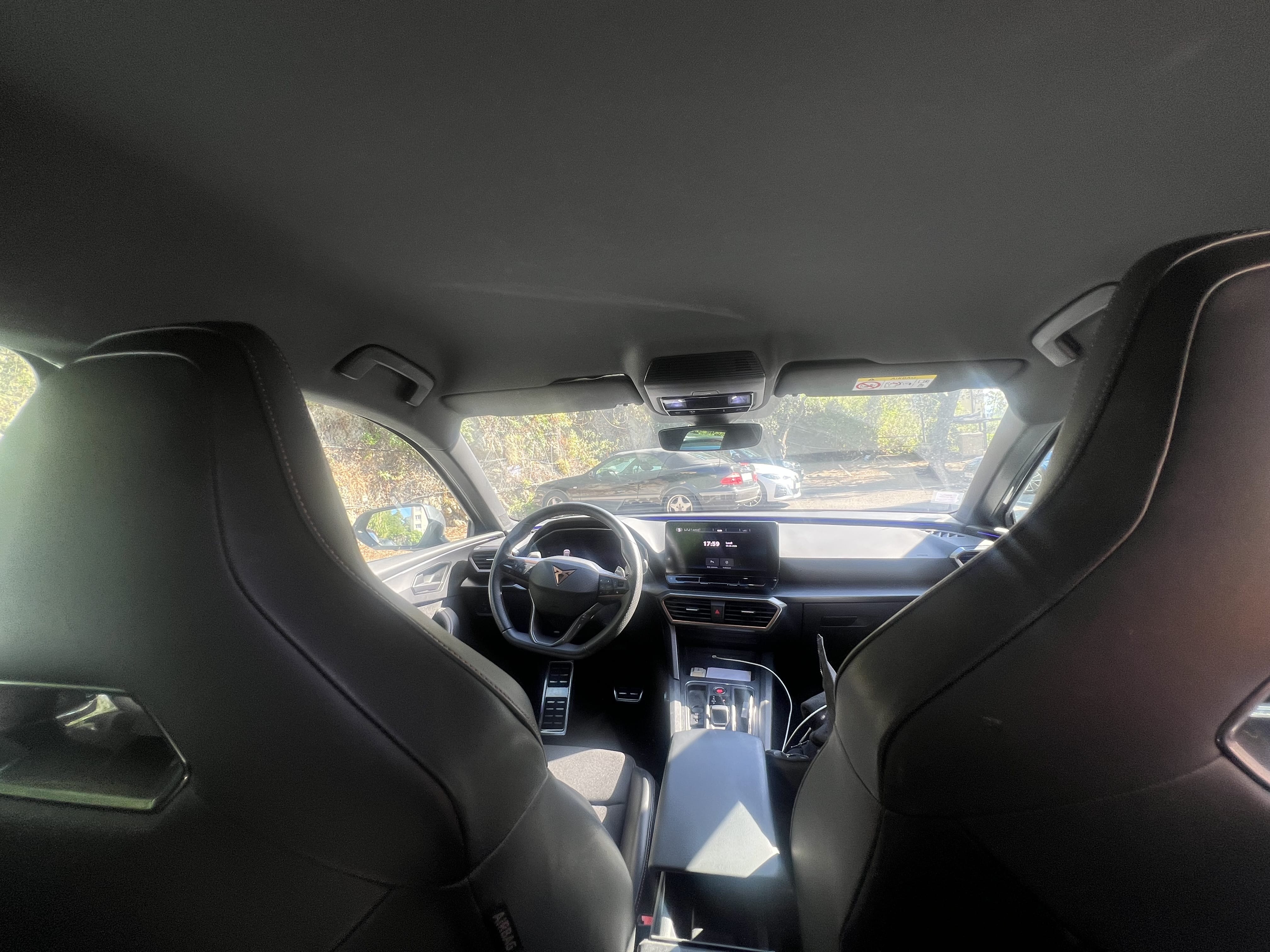 Cupra Leon 1.4 e-Hybride VZ DSG6 with GPS