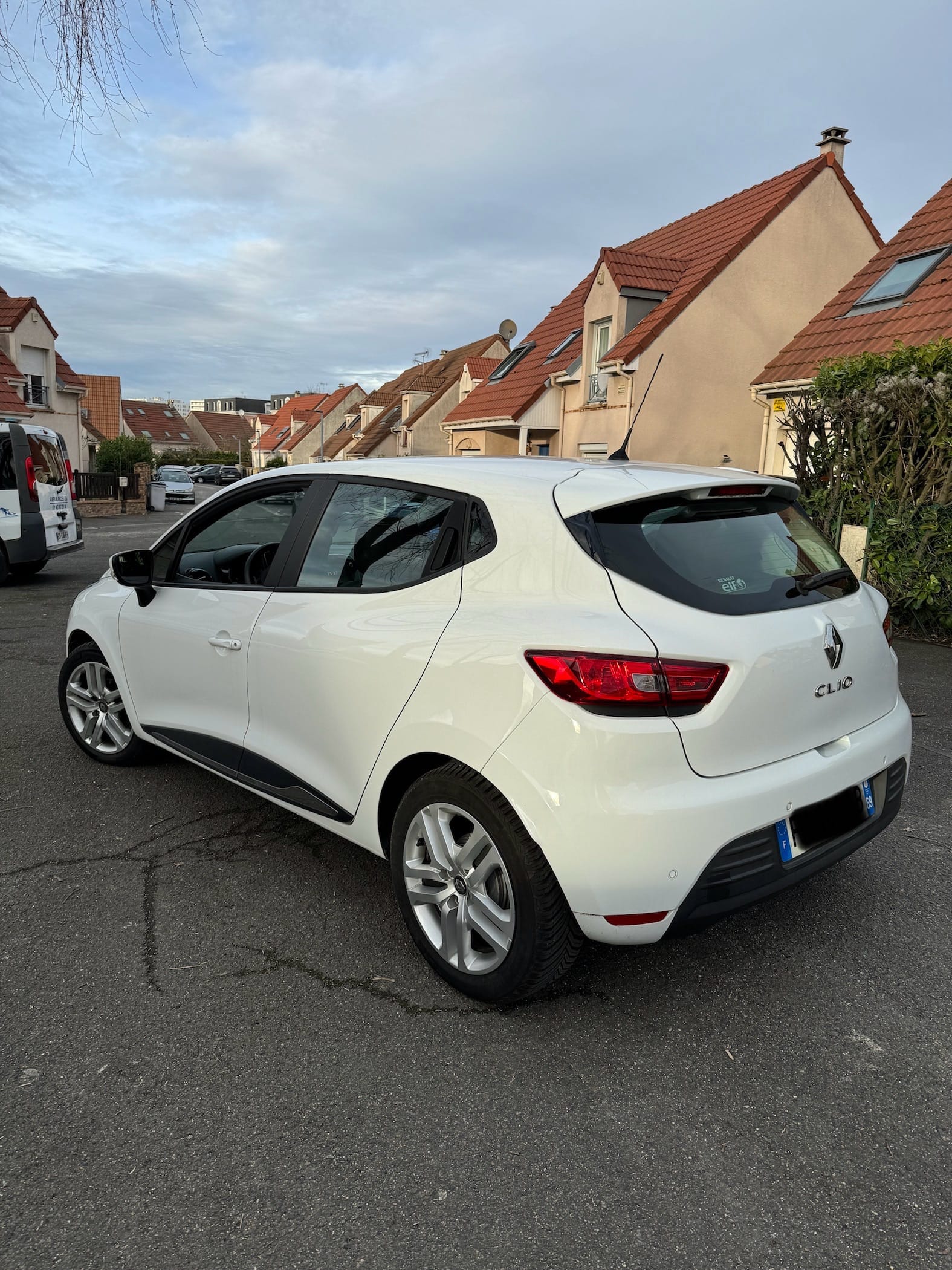 Renault Clio 1.5 DCI 90 avec Régulateur de vitesse