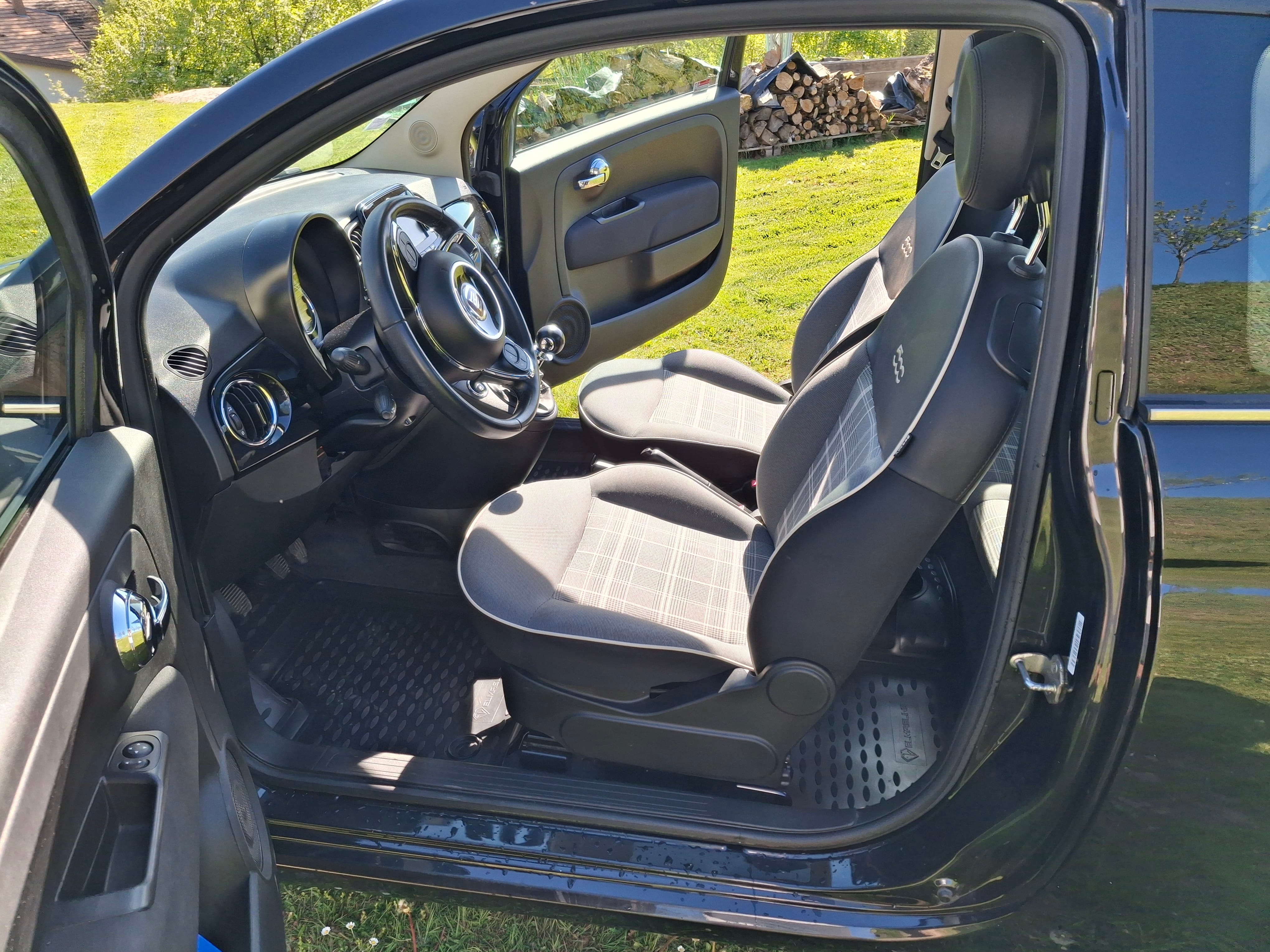 Fiat 500 avec GPS