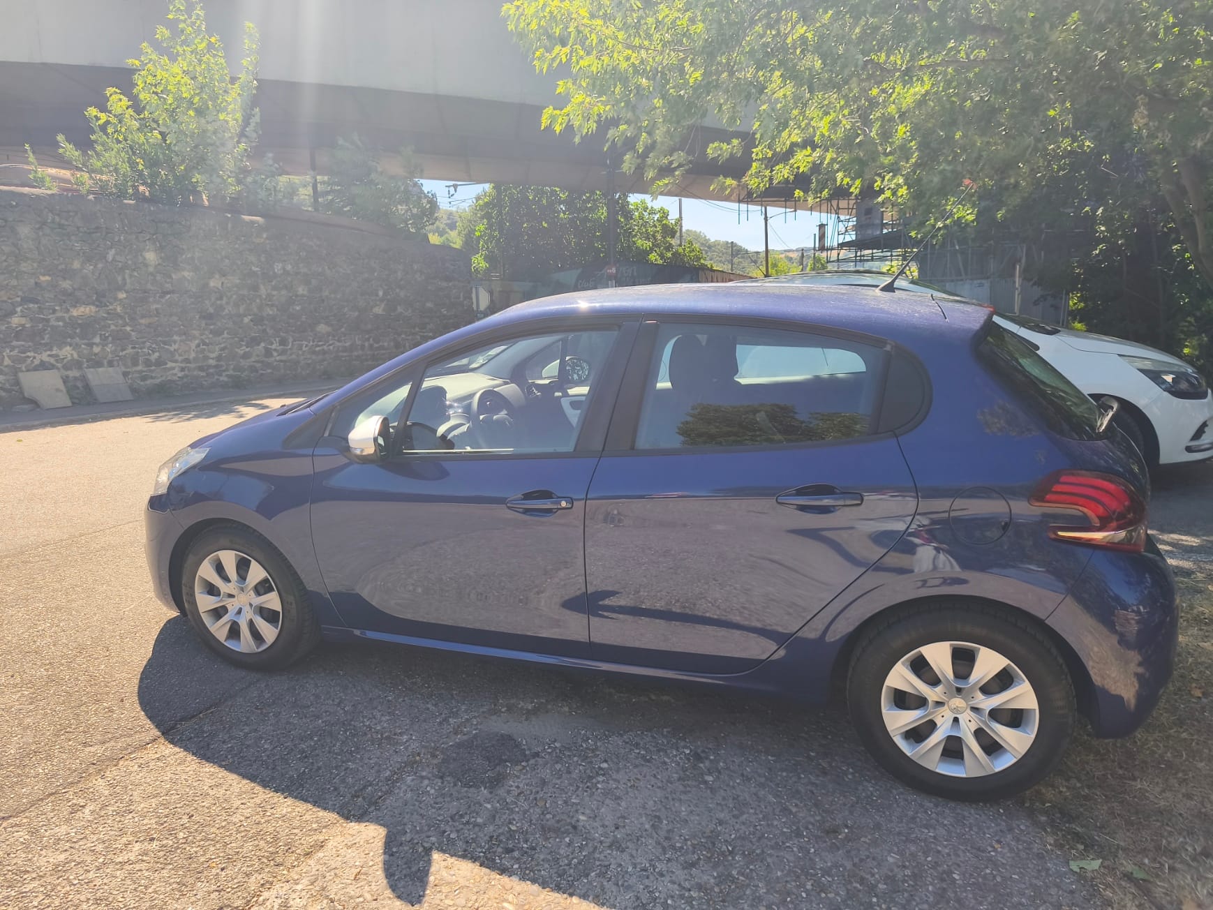 Peugeot 208 avec Climatisation