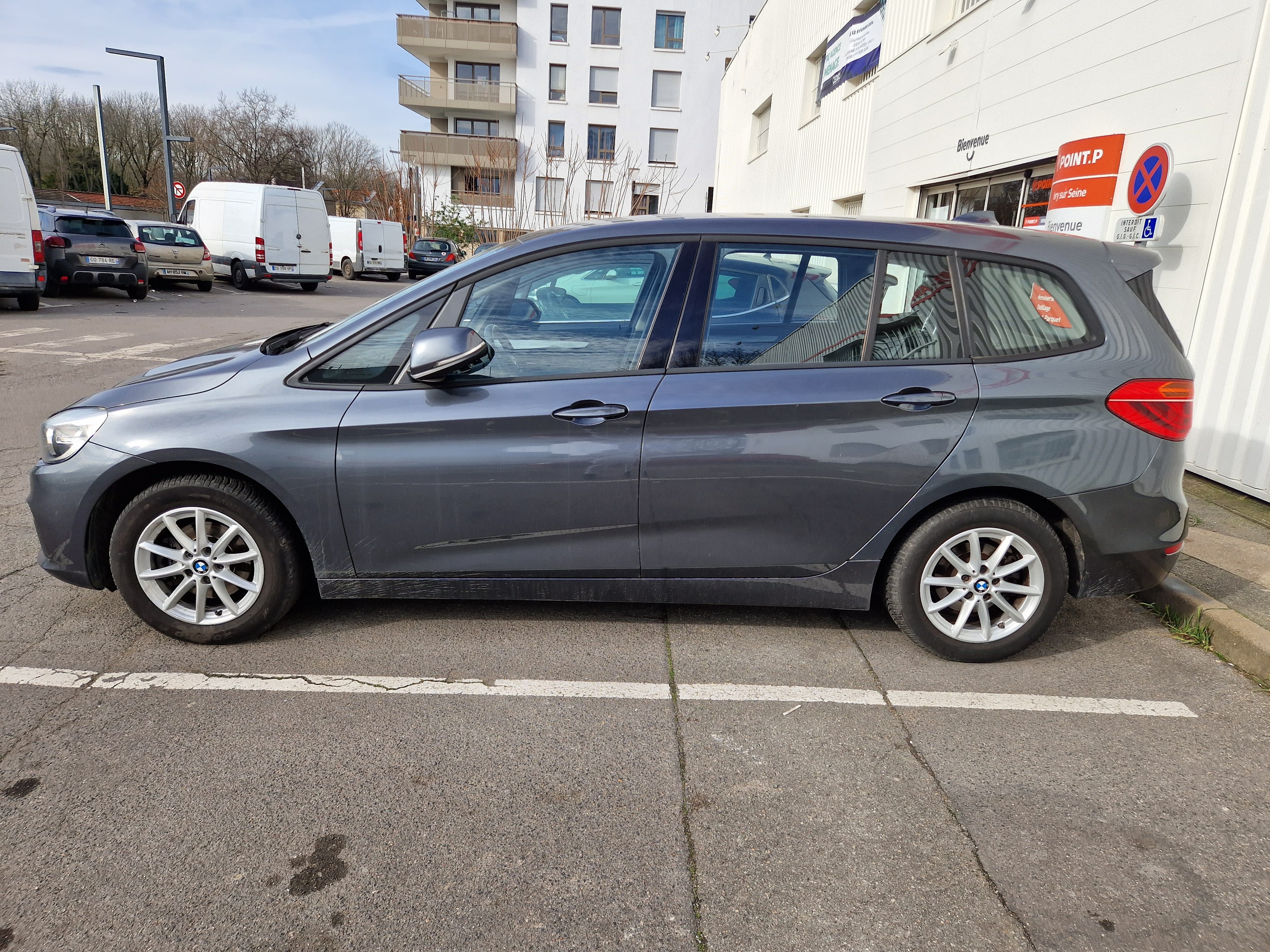BMW Série 2 Gran Tourer Diesel crit'air 2 (5 places) avec Climatisation