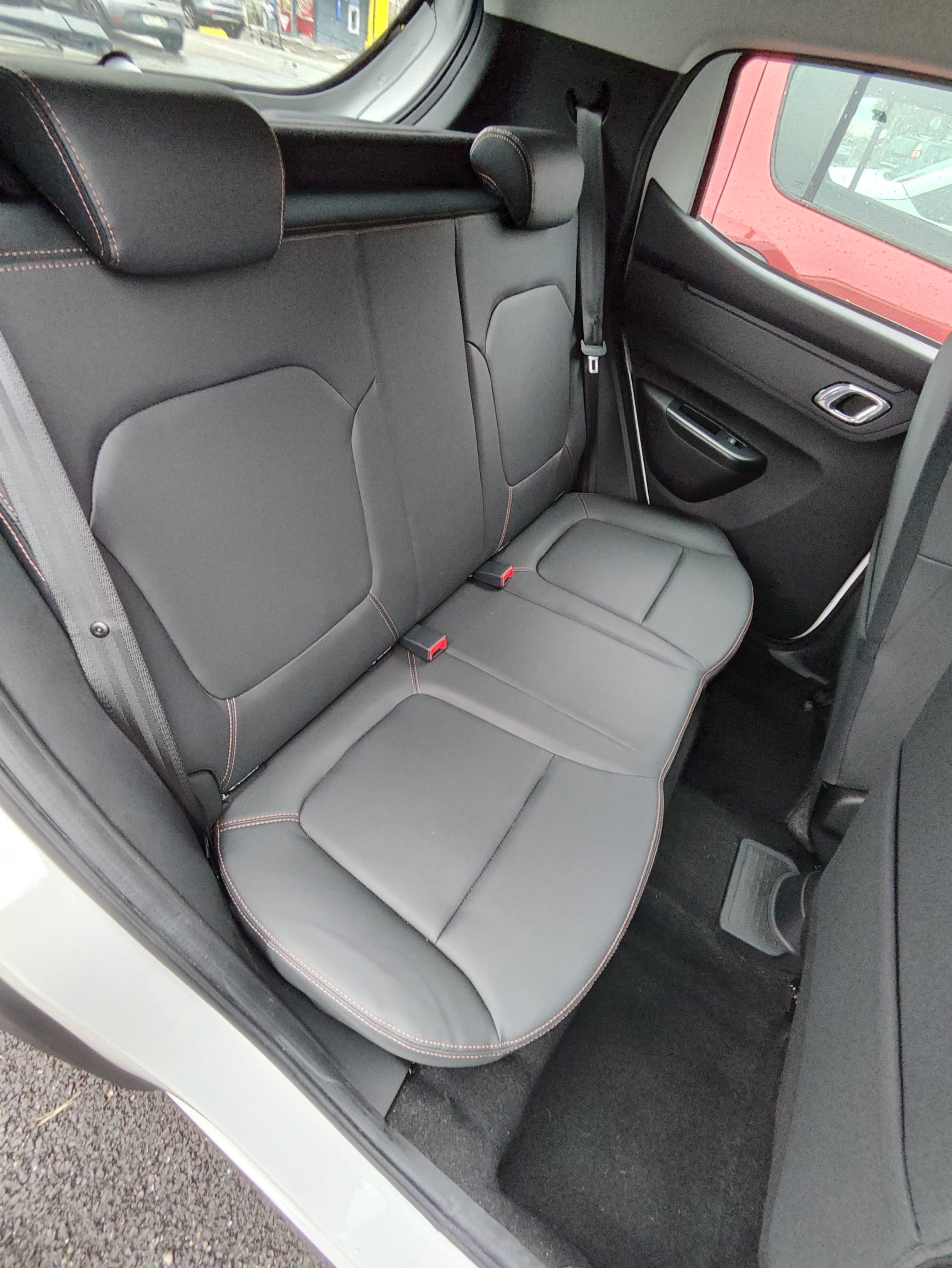Dacia Spring Extrême 65 avec Apple CarPlay