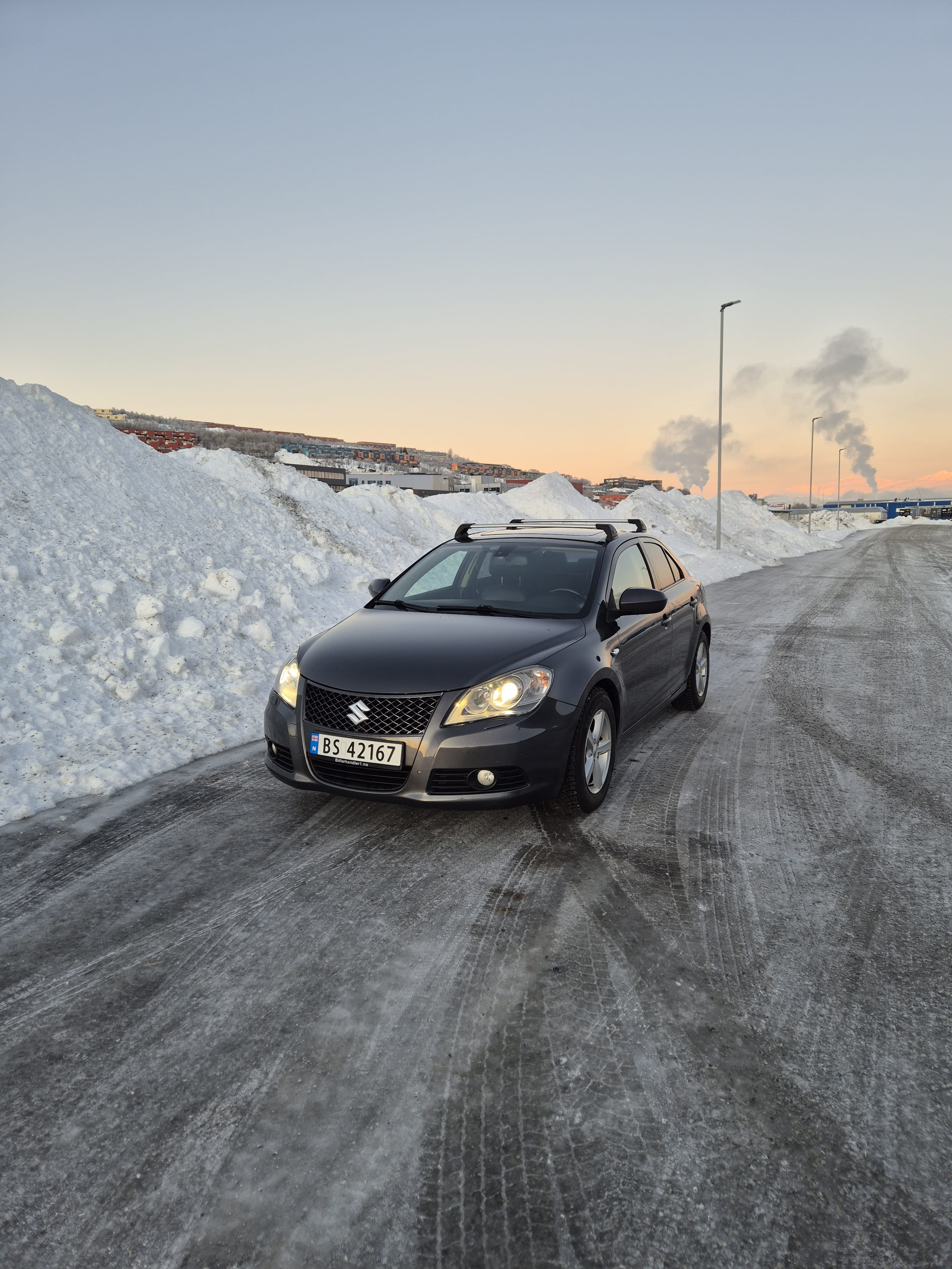 Suzuki Kizashi 2,4 4wd, 2012, Blyfri 95, Automatik