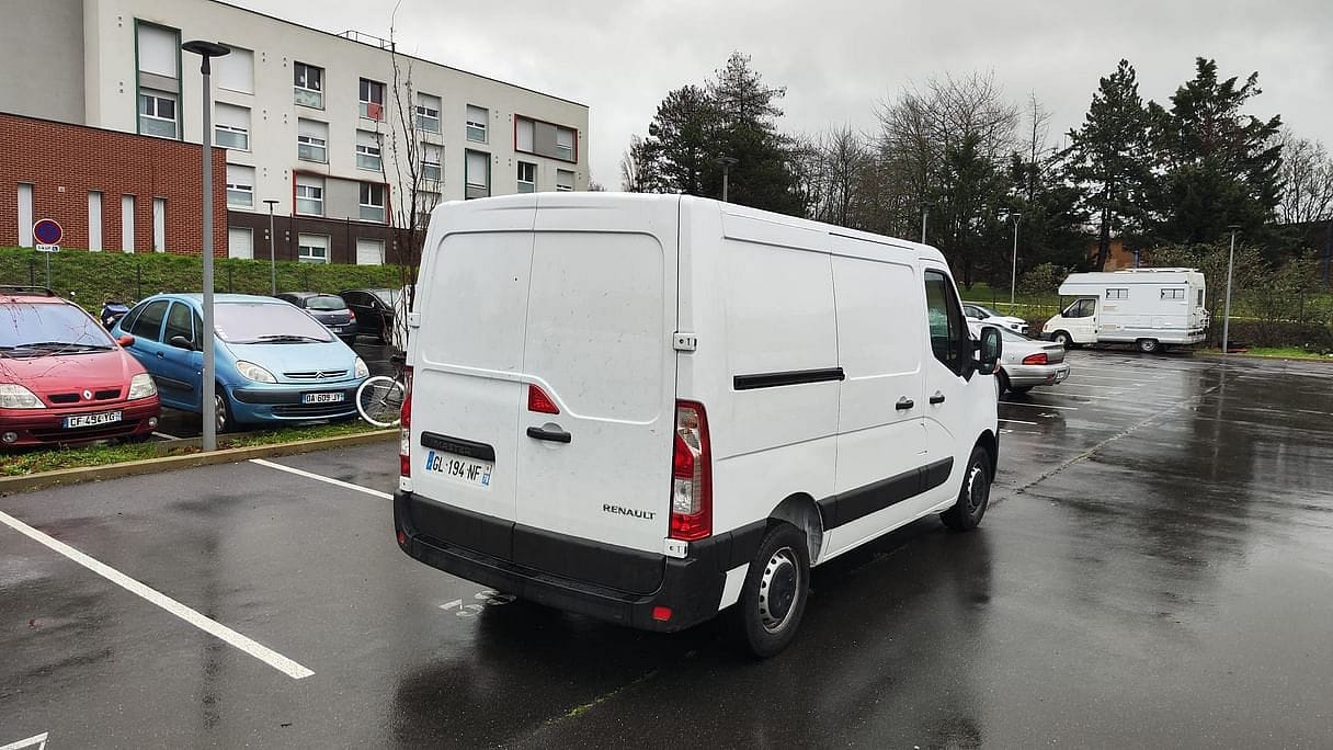 Renault Master met GPS