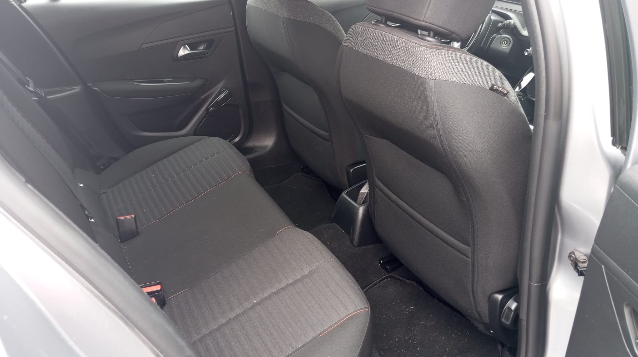 Peugeot 2008 con Android Auto