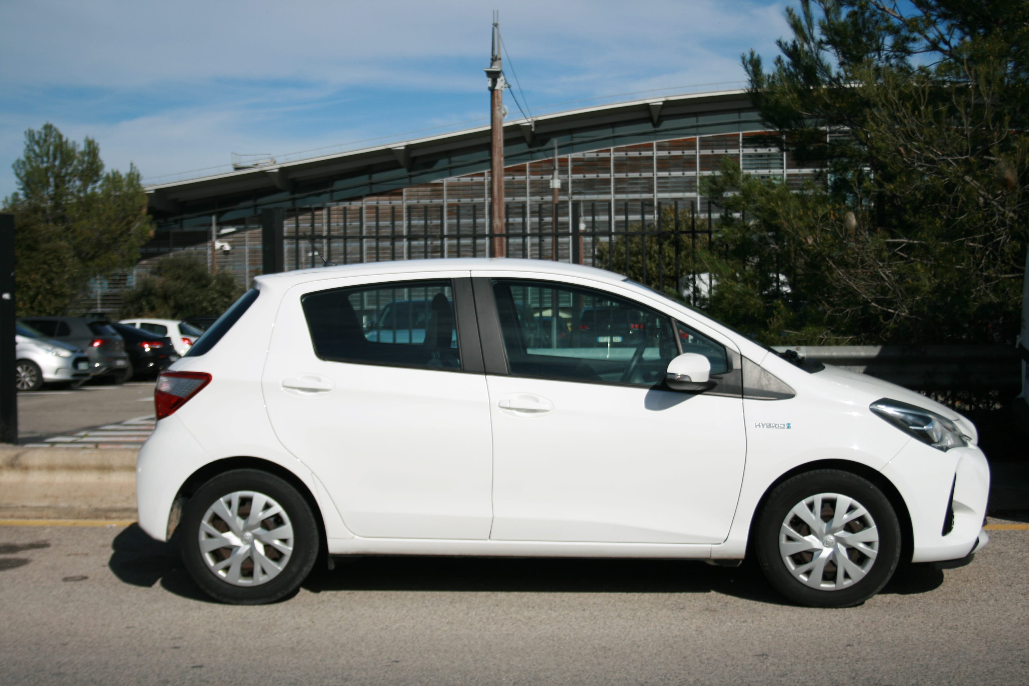 Toyota Yaris Hybride Automatique with Air conditioning