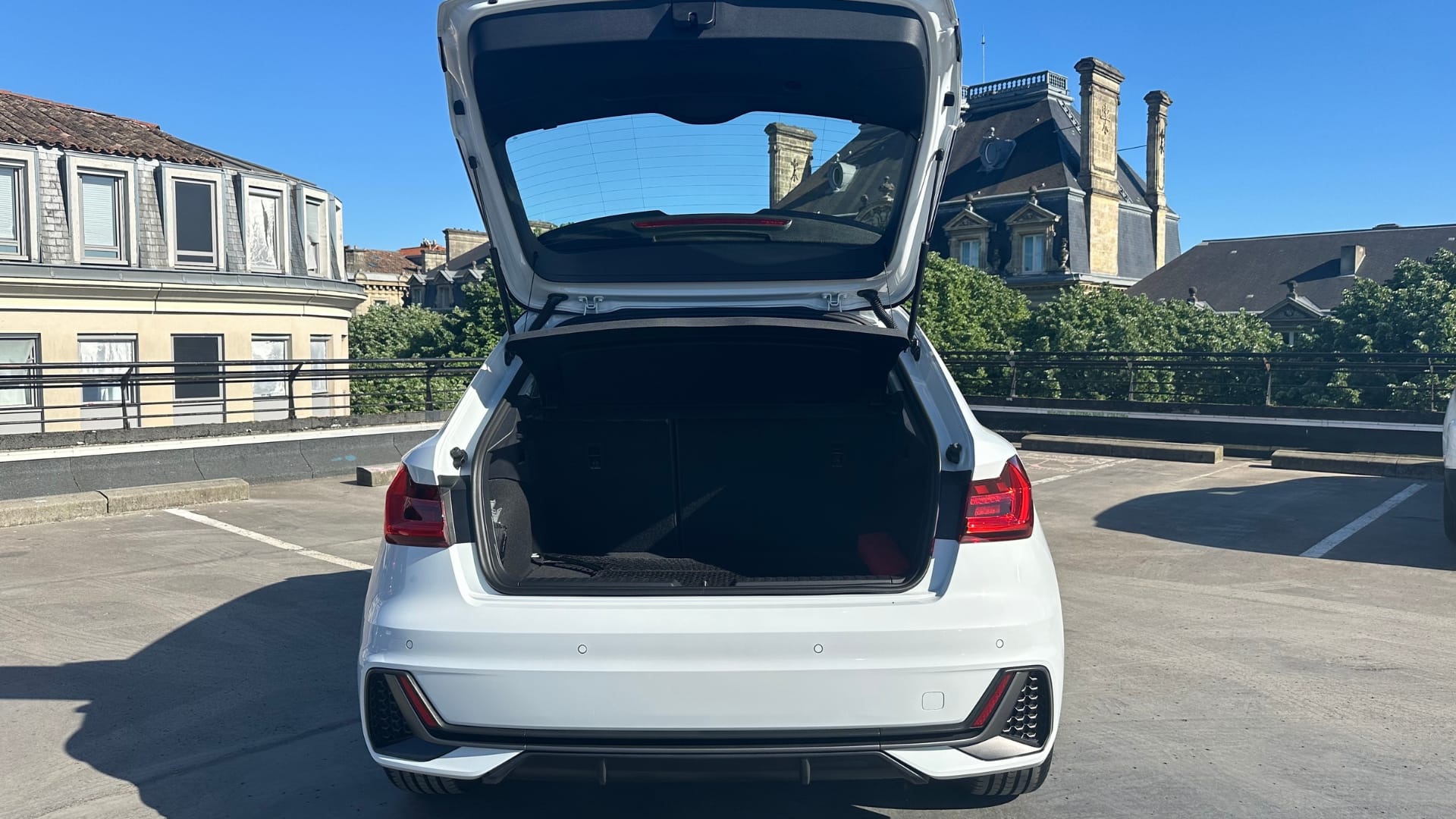 Audi A1 Sportback S-Line - AUTO | GPS | GARE ST-JEAN (750m) avec Chaines