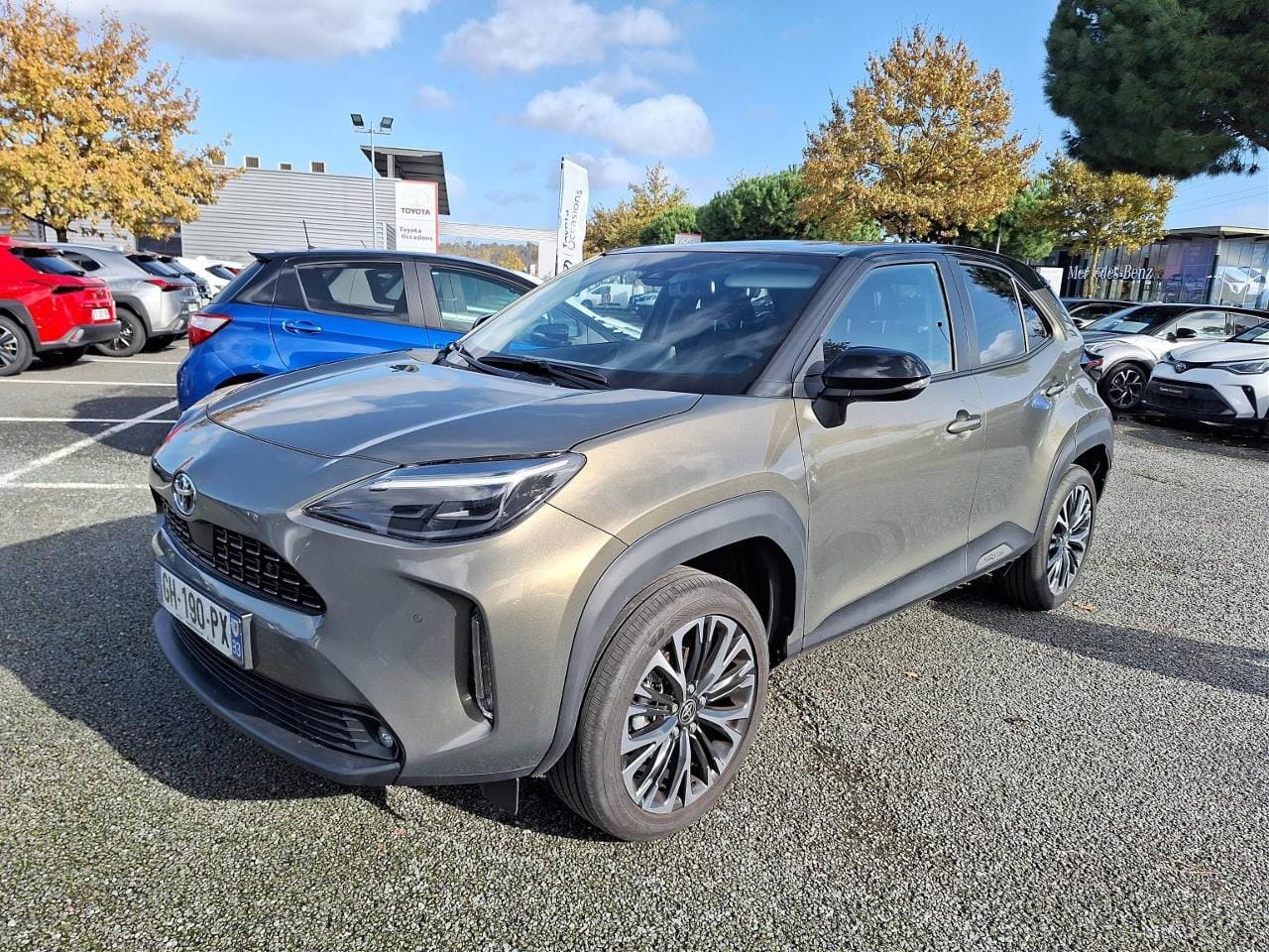 Toyota Yaris Cross Hybrid, 2022, Essence 95 / Électrique (hybride), automatique