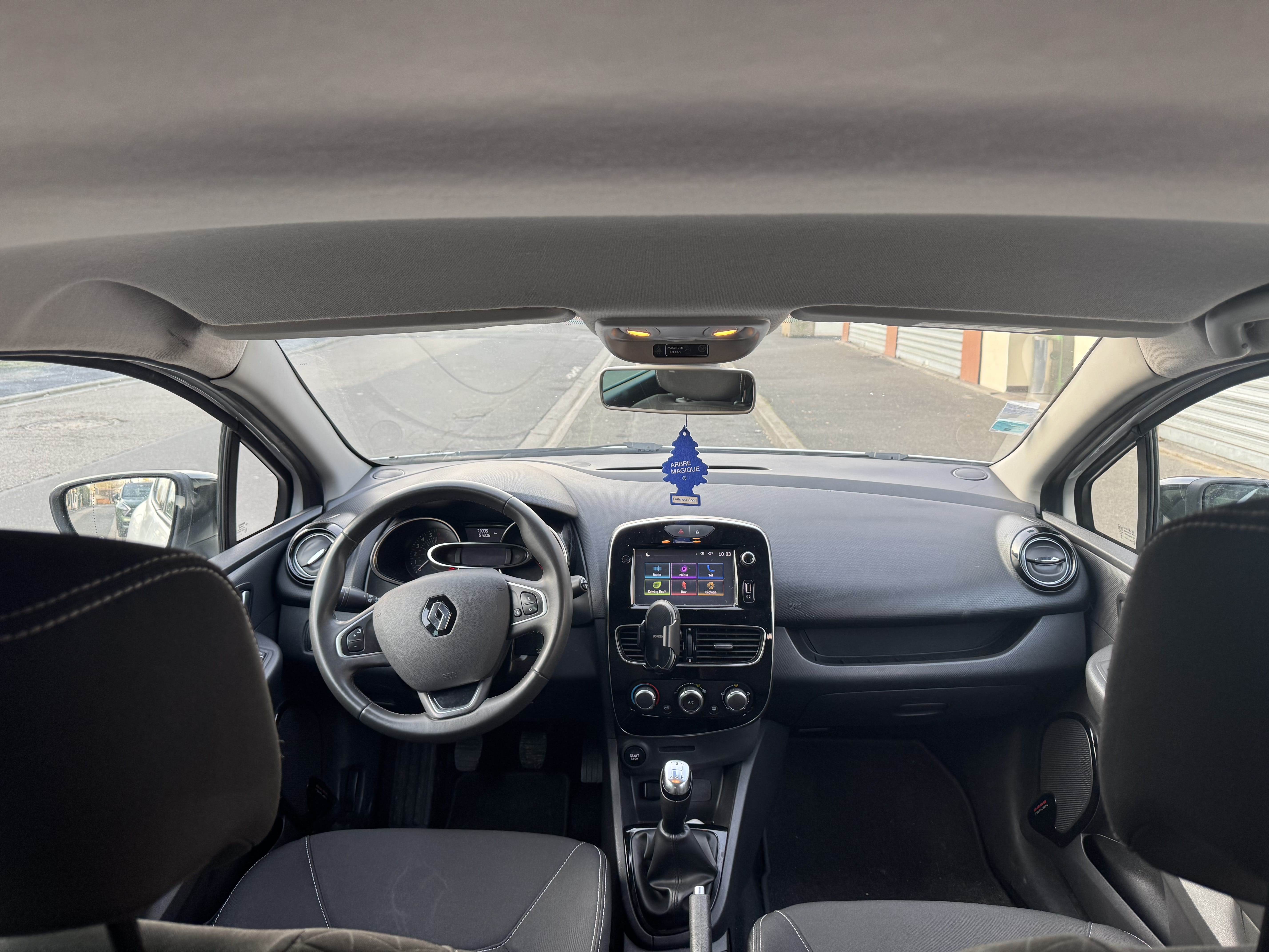 Renault Clio avec Régulateur de vitesse