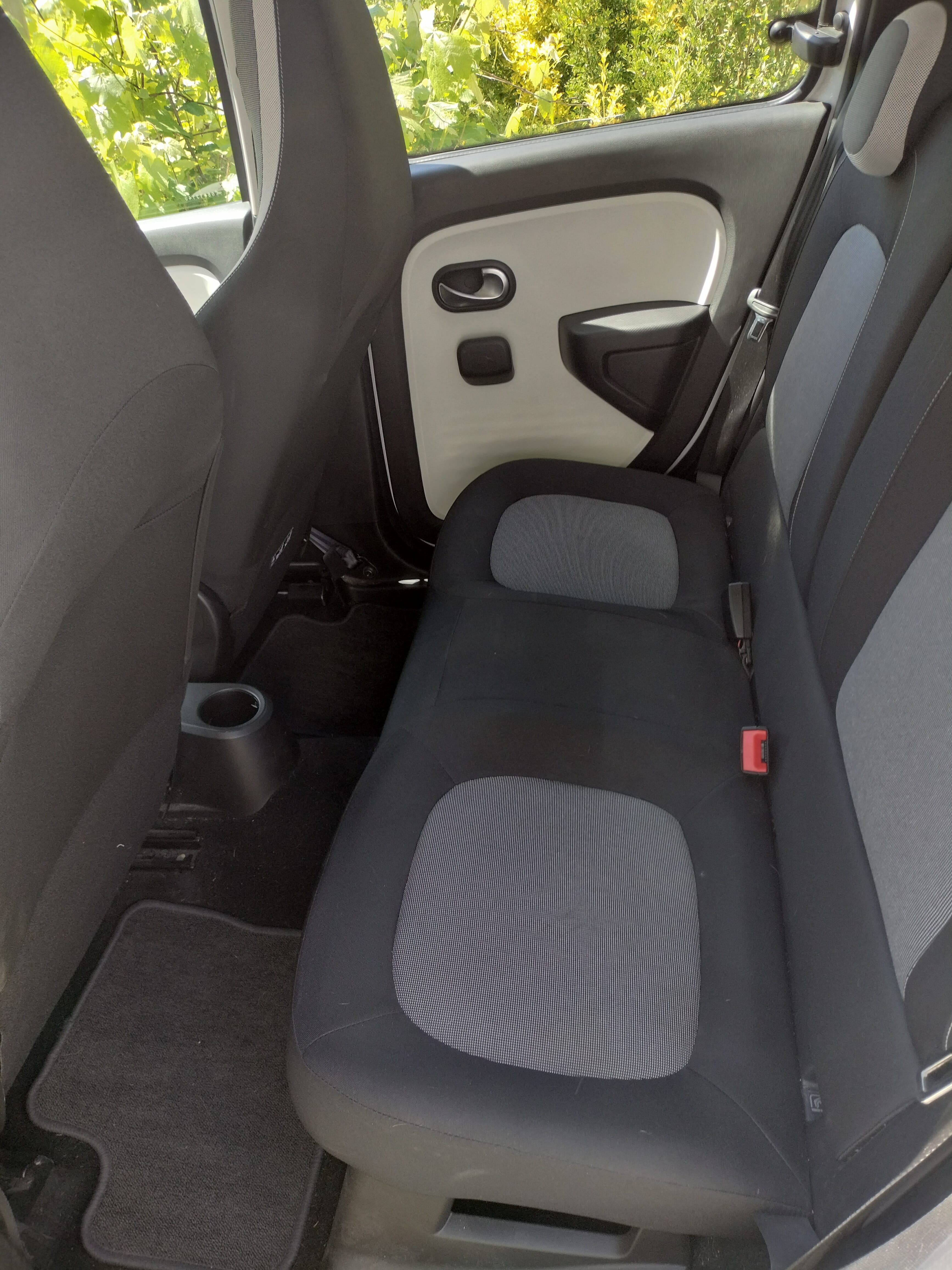 Renault Twingo III avec Entrée audio / iPod