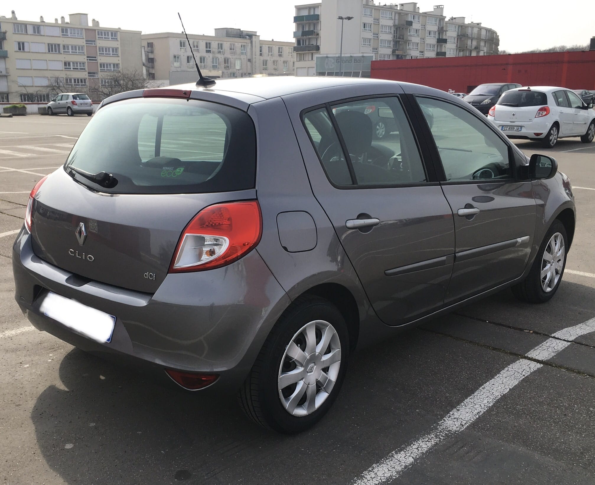 Renault Clio 3 Grise 1.5Dci avec Régulateur de vitesse