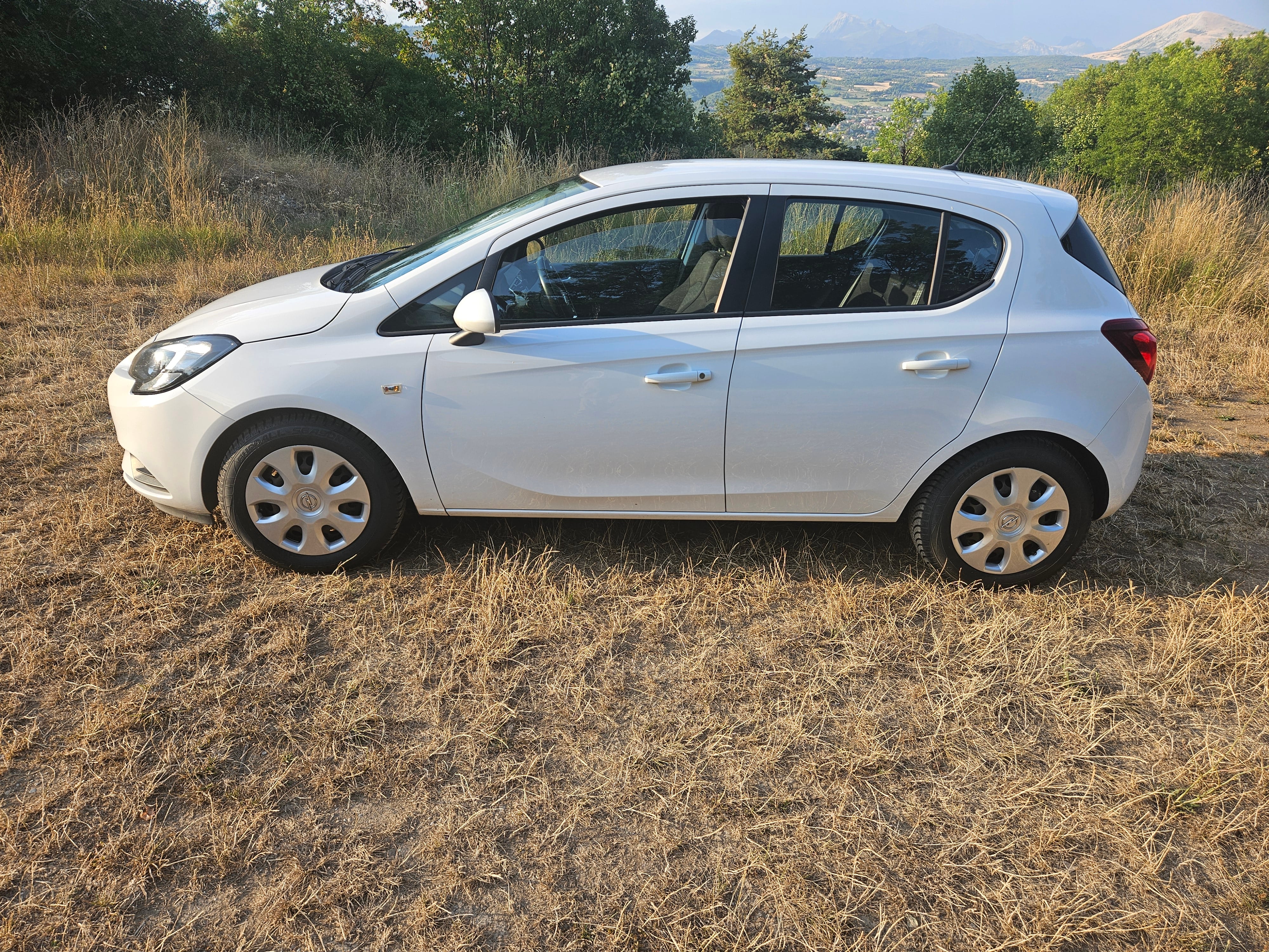 Opel Corsa avec Climatisation